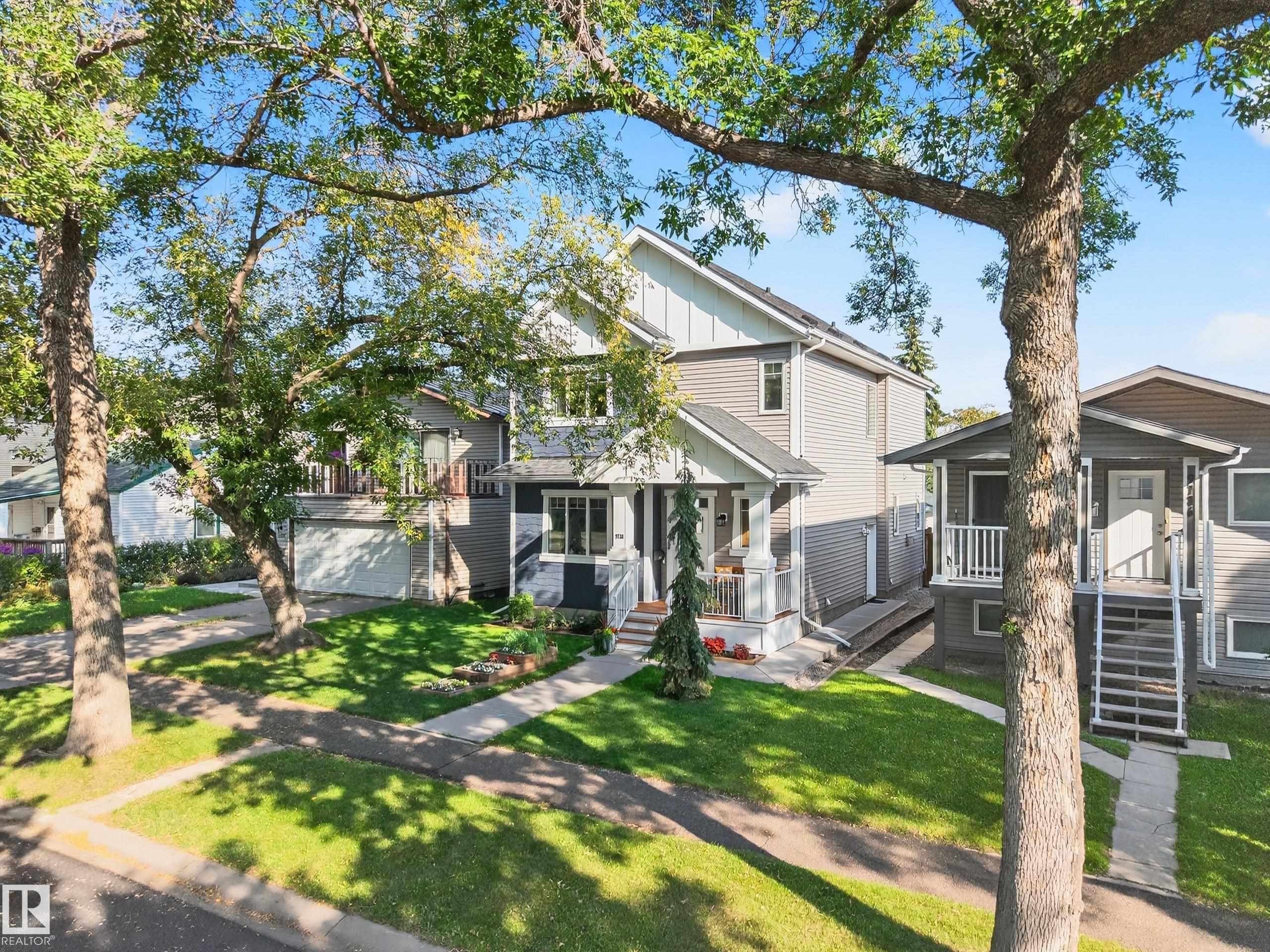 9738 75 Avenue, Edmonton, AB - Outdoor