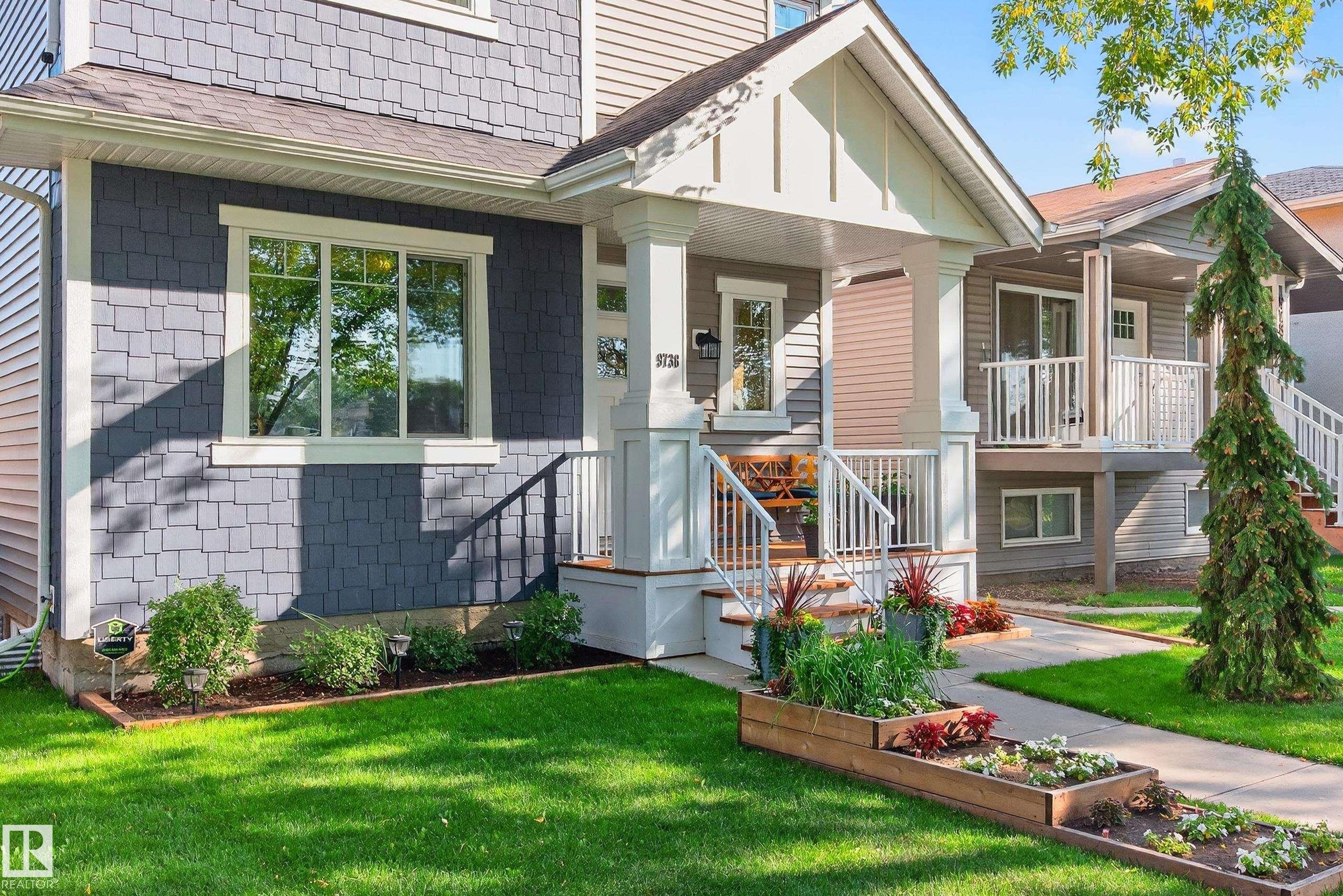 9738 75 Avenue, Edmonton, AB - Outdoor