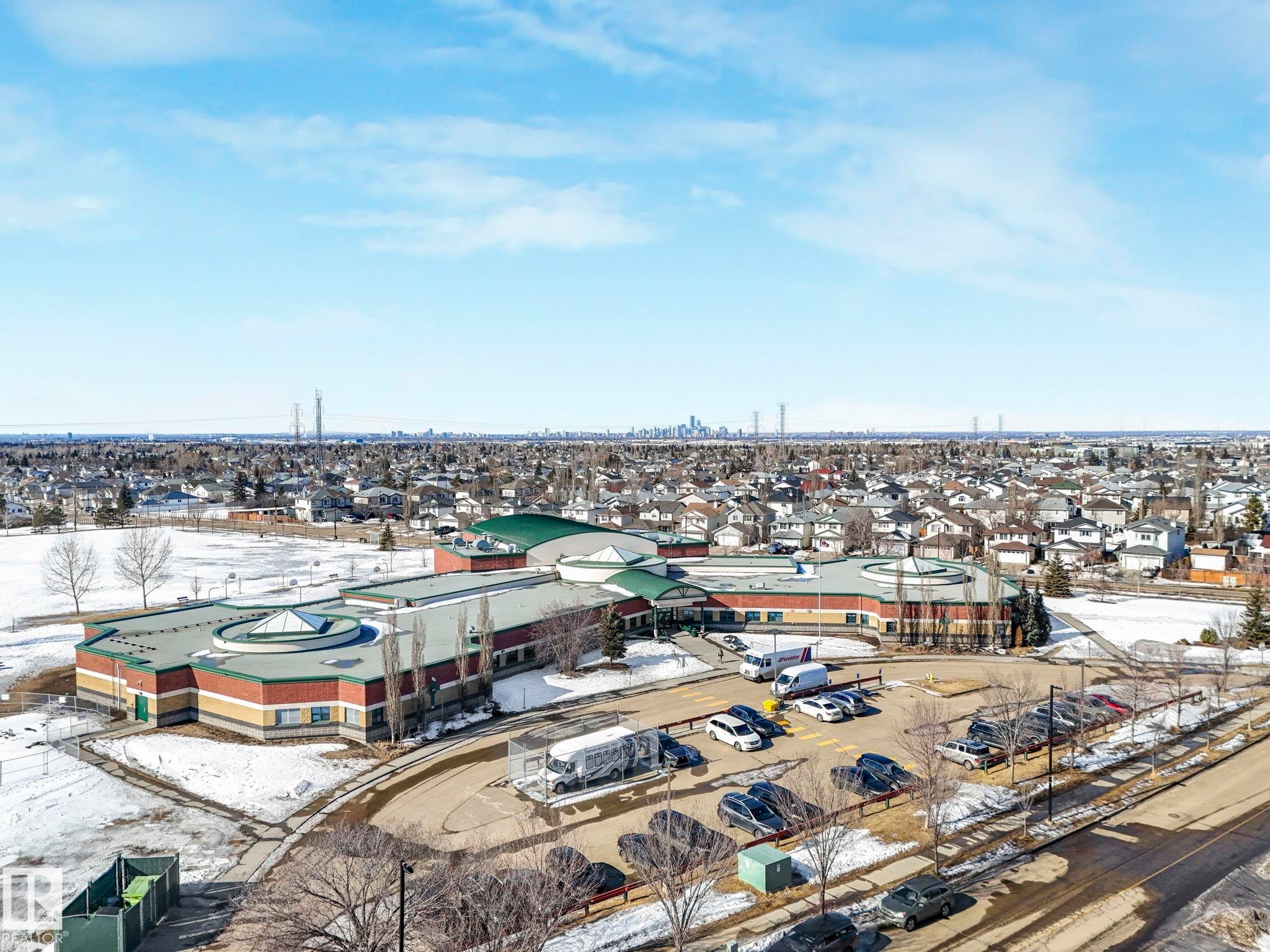 3504 21 Street, Edmonton, AB - Outdoor With View