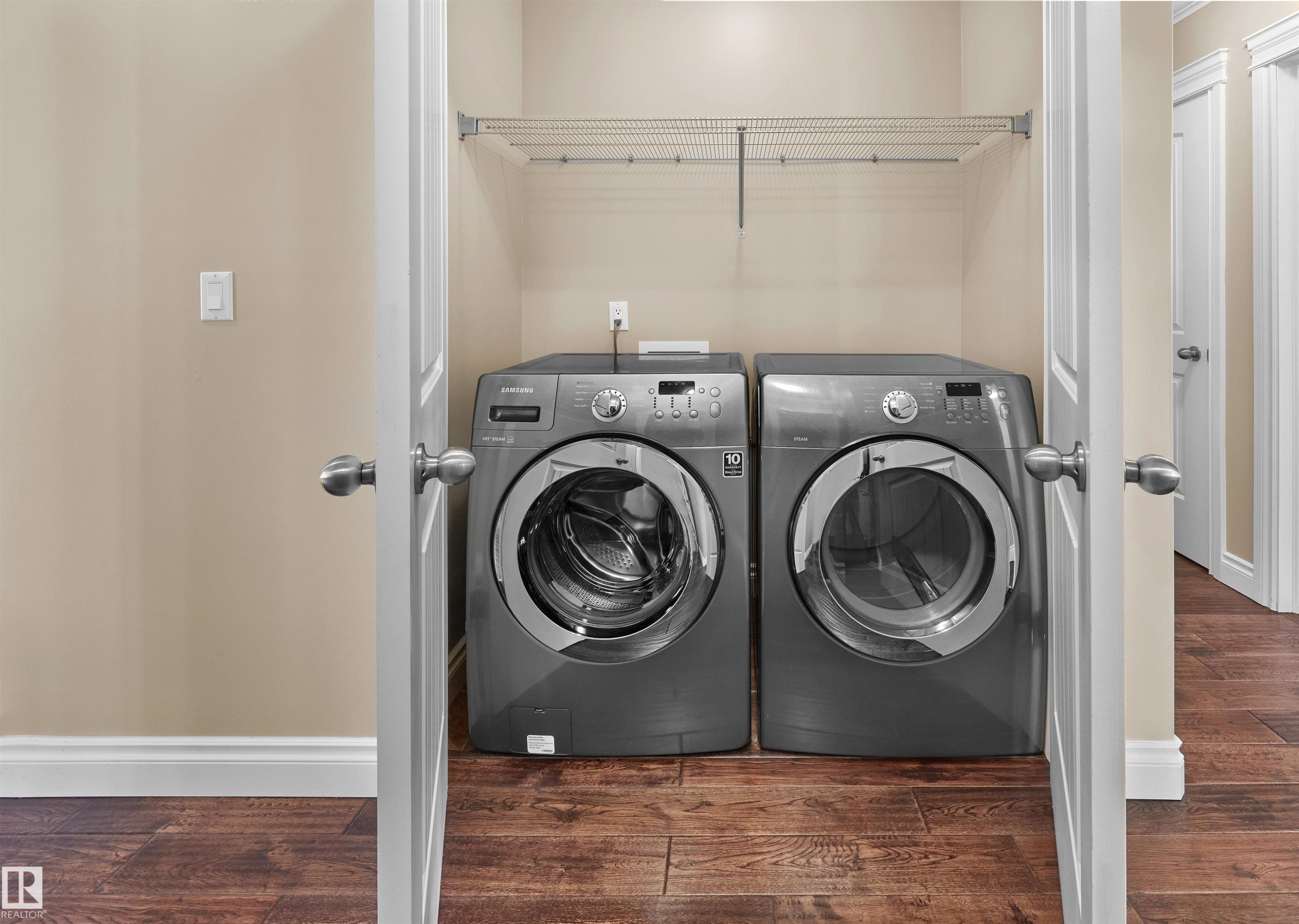 11567 80 Avenue, Edmonton, AB - Indoor Photo Showing Laundry Room