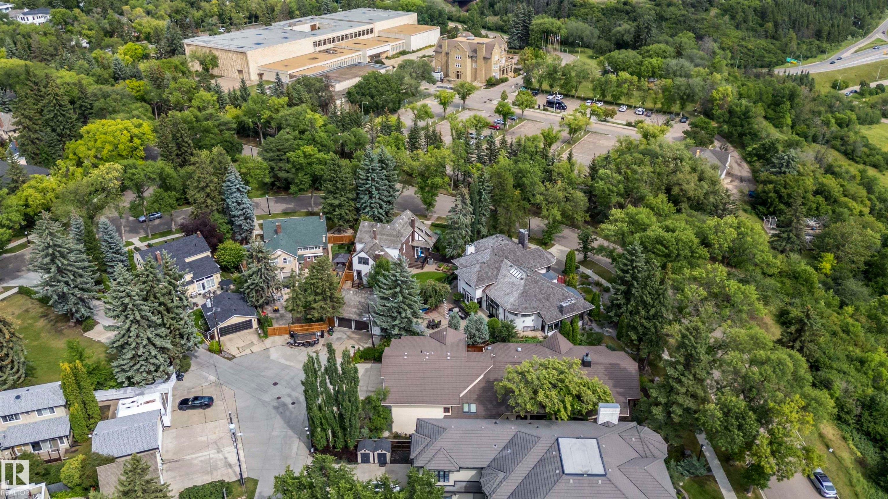 12 Wellington Crescent Nw, Edmonton, AB - Outdoor With View