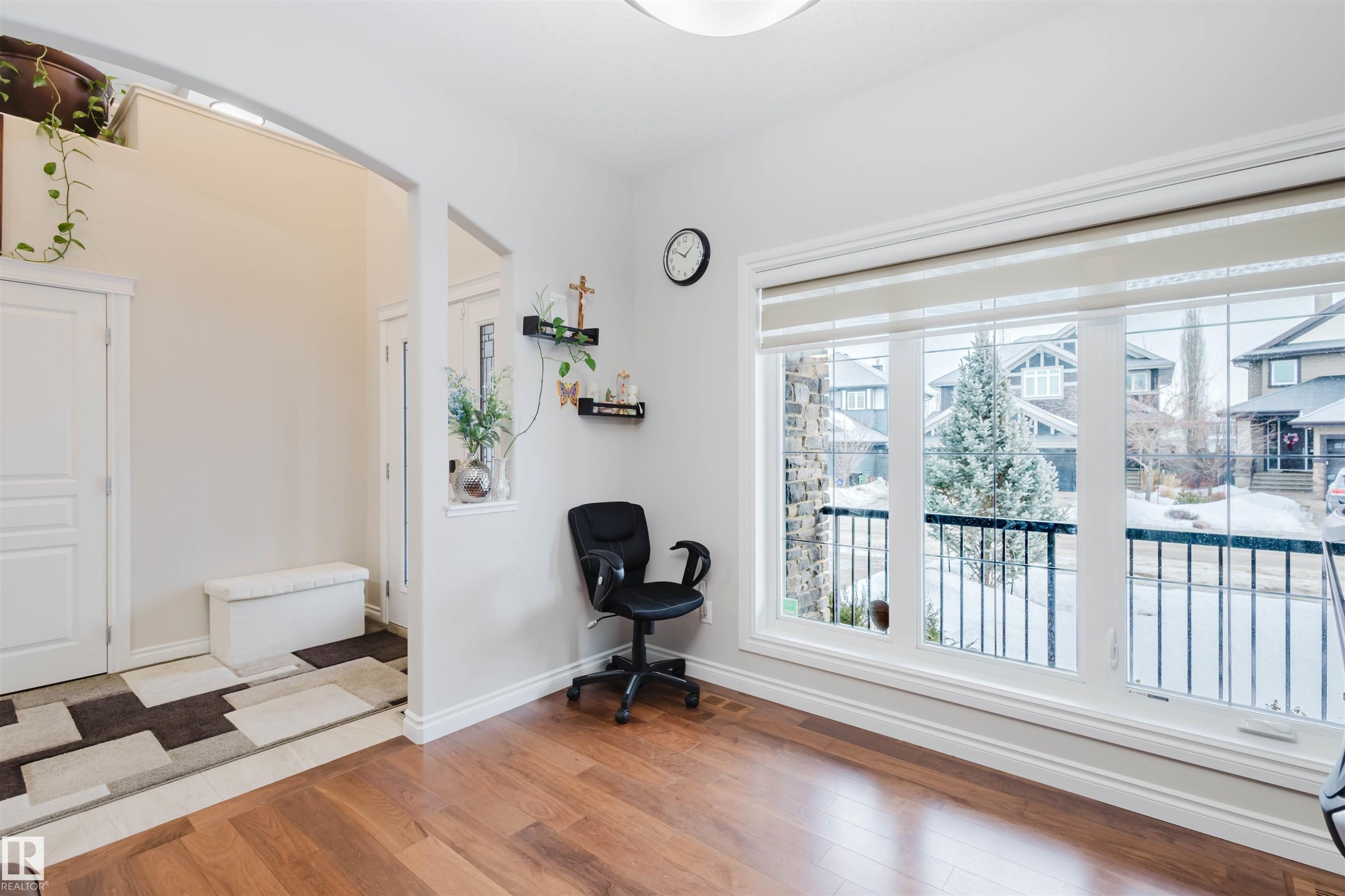 3920 Ginsburg Crescent, Edmonton, AB - Indoor Photo Showing Other Room