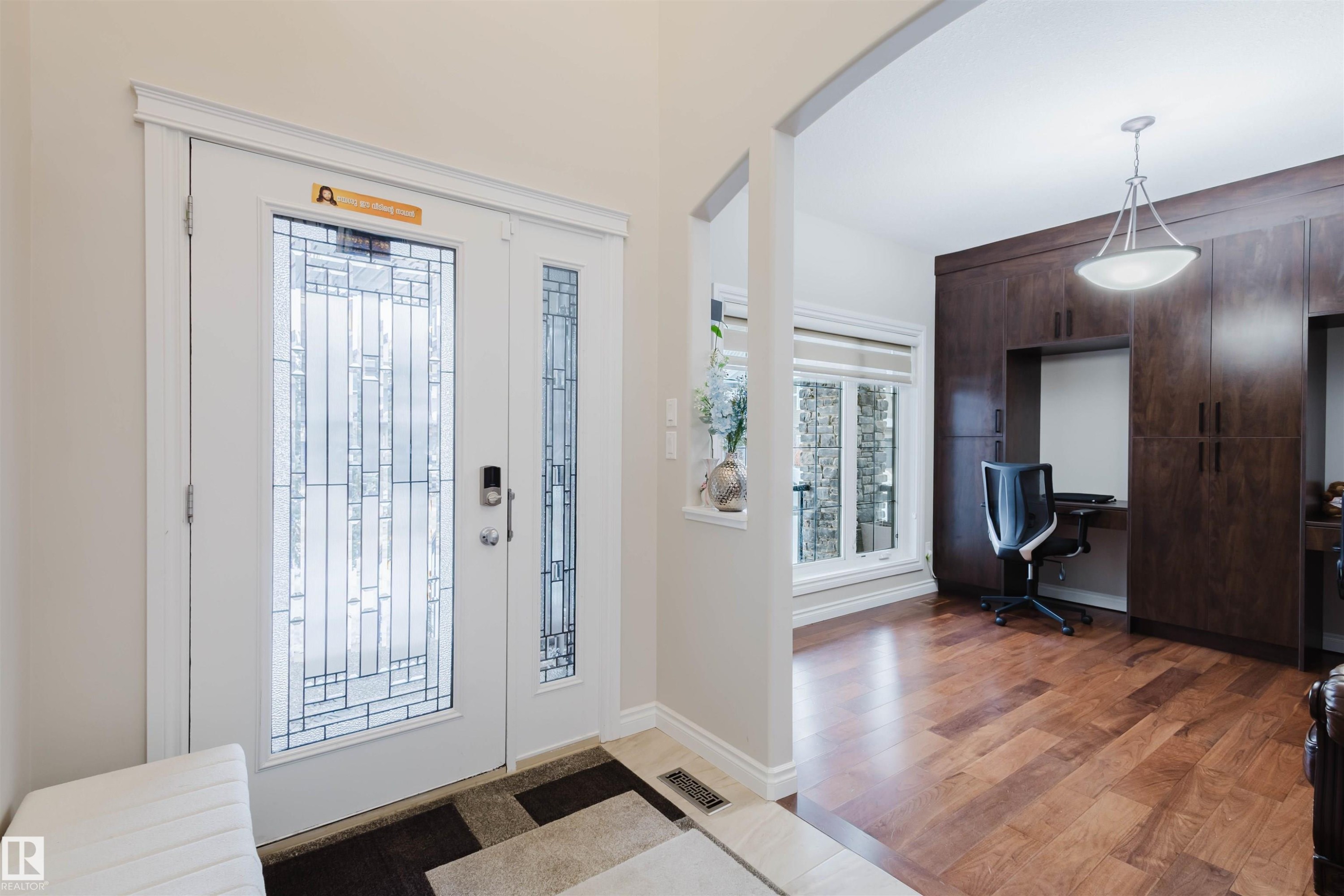 3920 Ginsburg Crescent, Edmonton, AB - Indoor Photo Showing Other Room