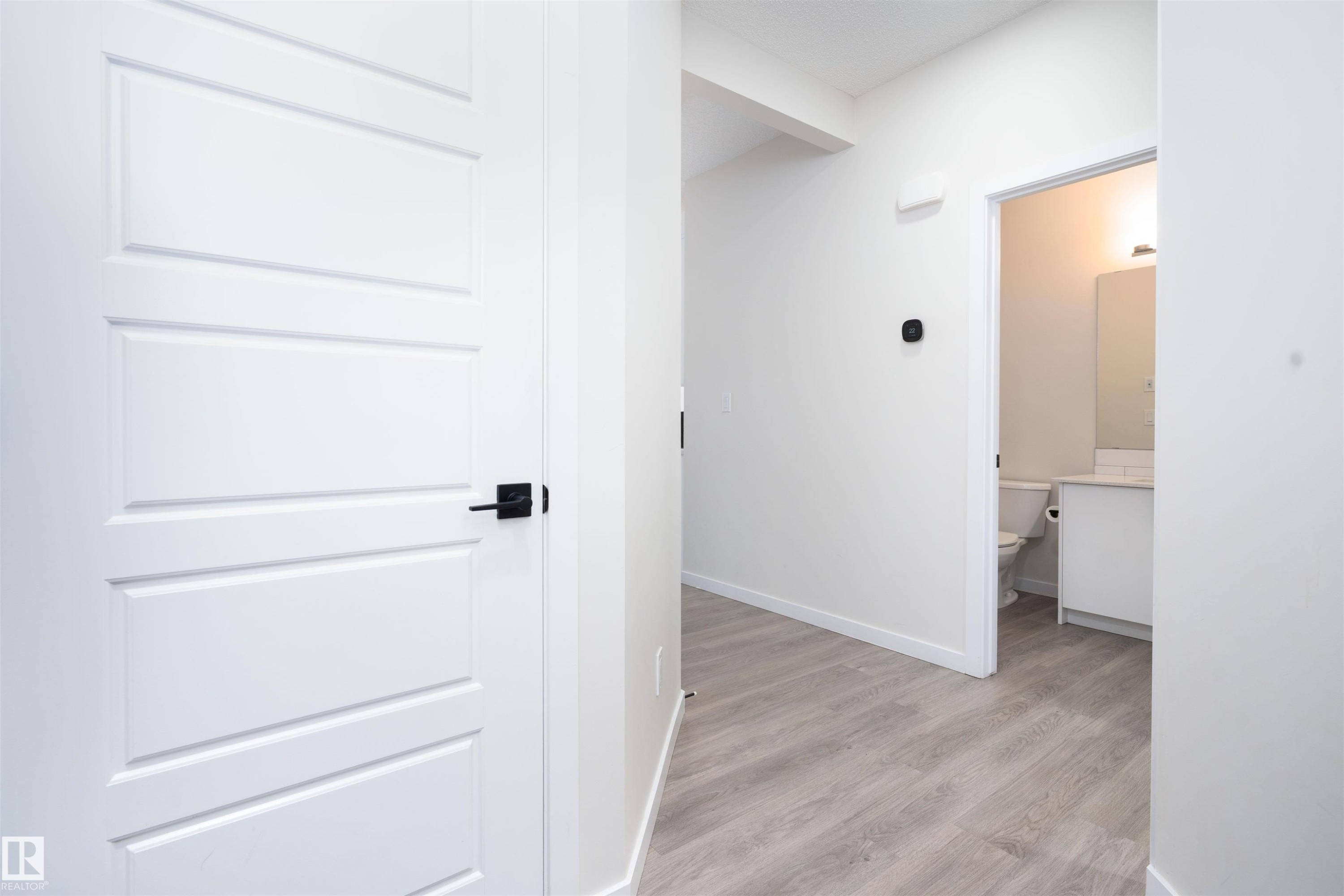 1487 Plum Circle Circle, Edmonton, AB - Indoor Photo Showing Other Room