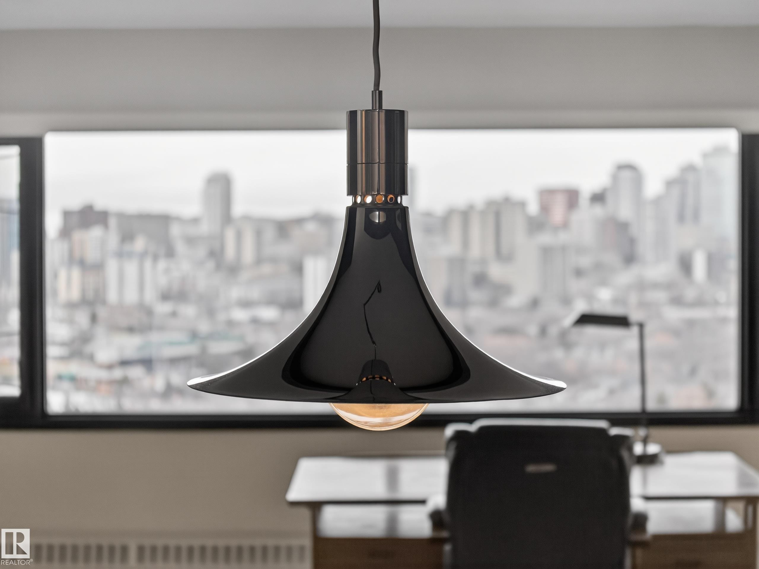 1002 9929 Saskatchewan Drive, Edmonton, AB - Indoor Photo Showing Other Room