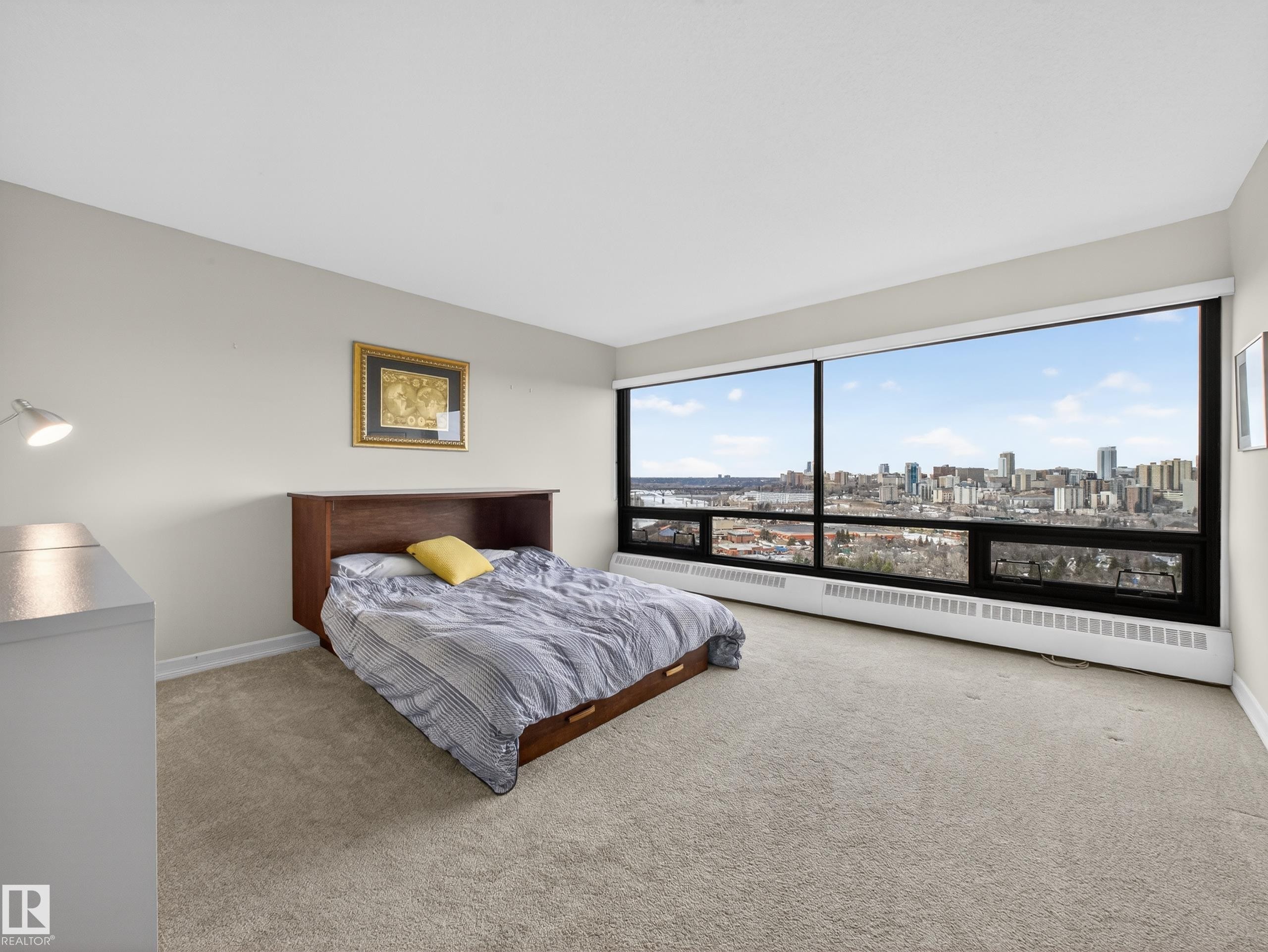 1002 9929 Saskatchewan Drive, Edmonton, AB - Indoor Photo Showing Bedroom