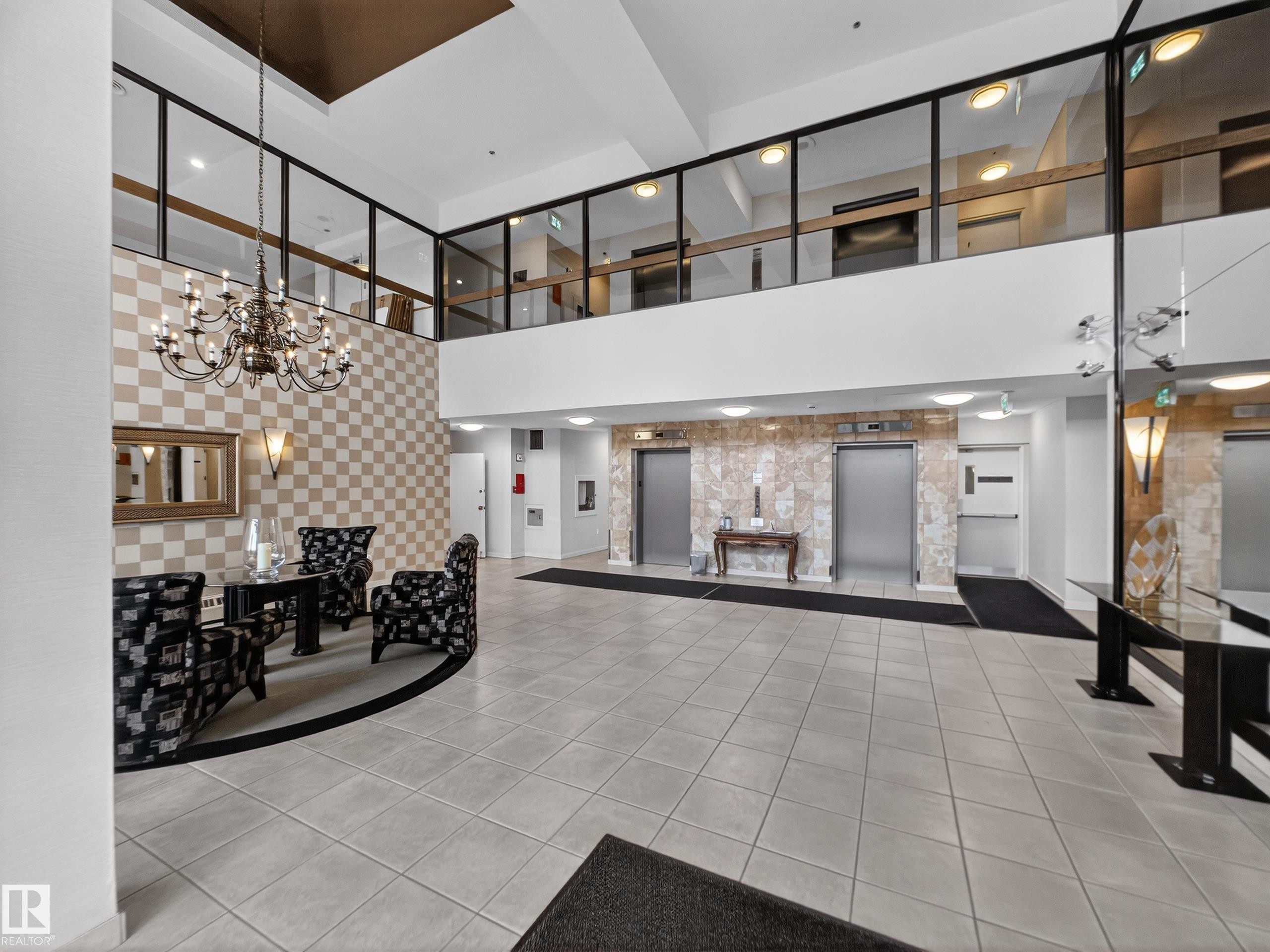 1002 9929 Saskatchewan Drive, Edmonton, AB - Indoor Photo Showing Other Room