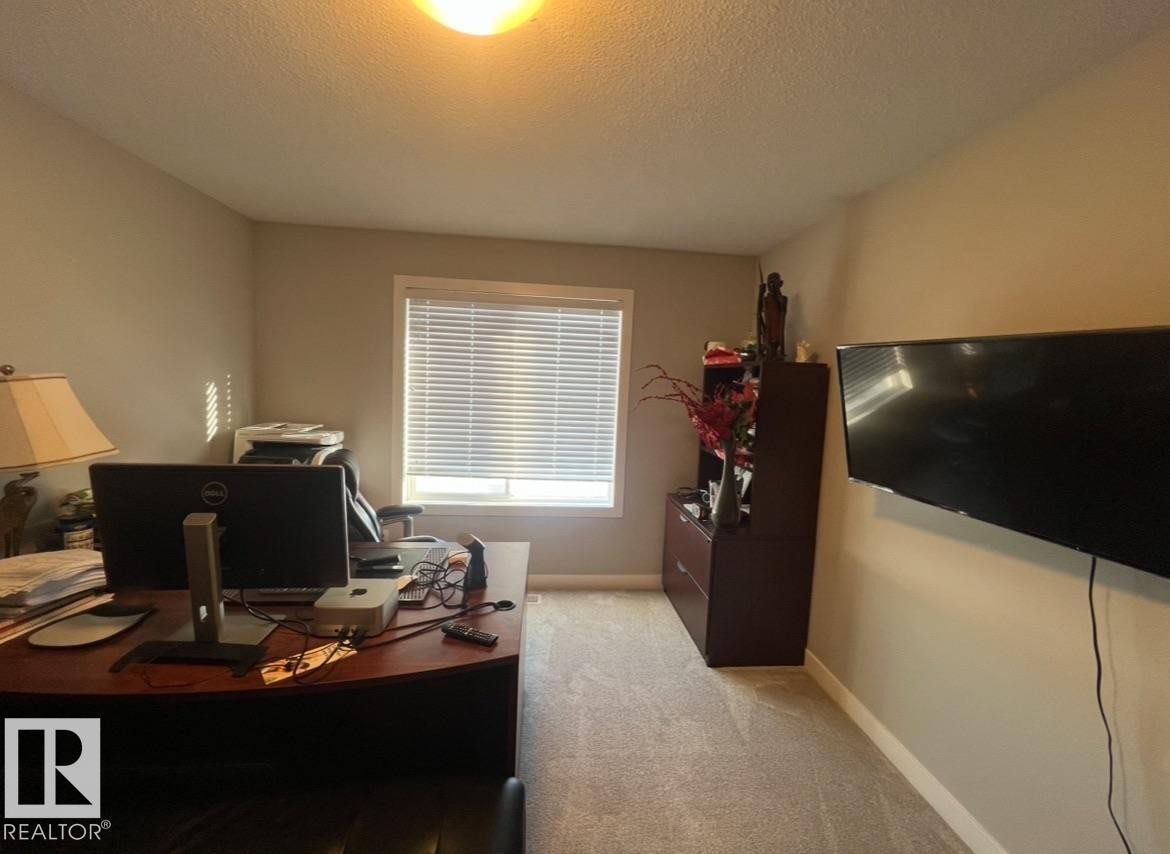 1539 200 Street, Edmonton, AB - Indoor Photo Showing Office