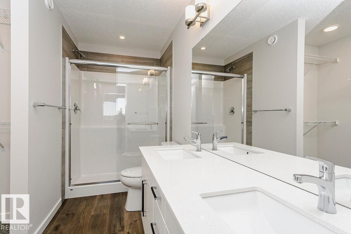 59 Gambel Loop, Spruce Grove, AB - Indoor Photo Showing Bathroom