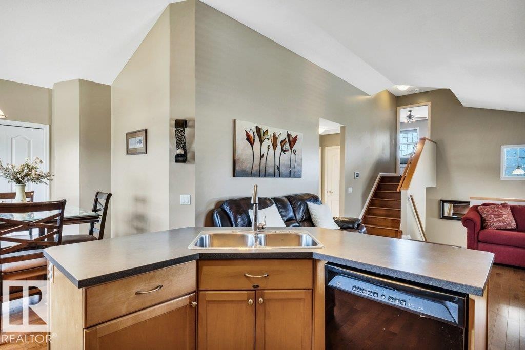 253 Birchwood Drive, Devon, AB - Indoor Photo Showing Other Room