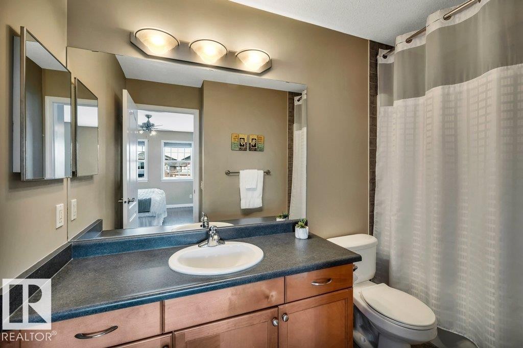 253 Birchwood Drive, Devon, AB - Indoor Photo Showing Bathroom