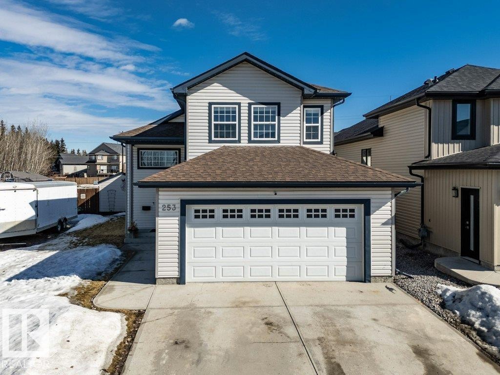 253 Birchwood Drive, Devon, AB - Outdoor
