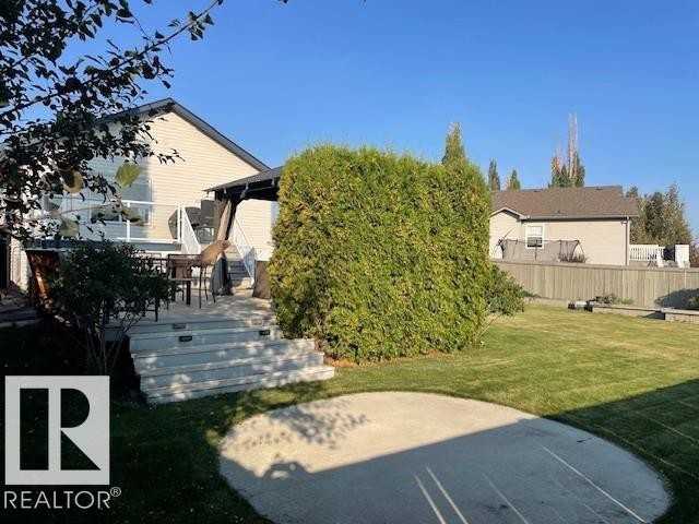 253 Birchwood Drive, Devon, AB - Outdoor