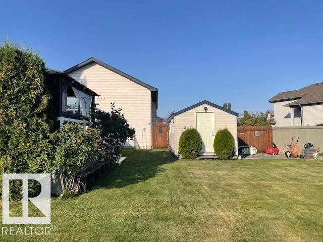 253 Birchwood Drive, Devon, AB - Outdoor