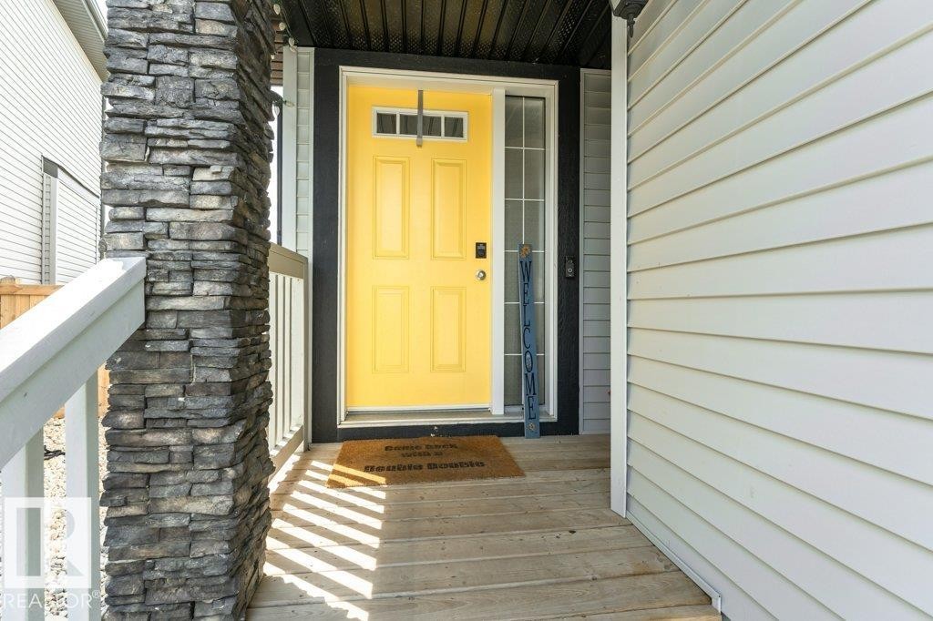 8727 Carson Way, Edmonton, AB - Outdoor With Exterior