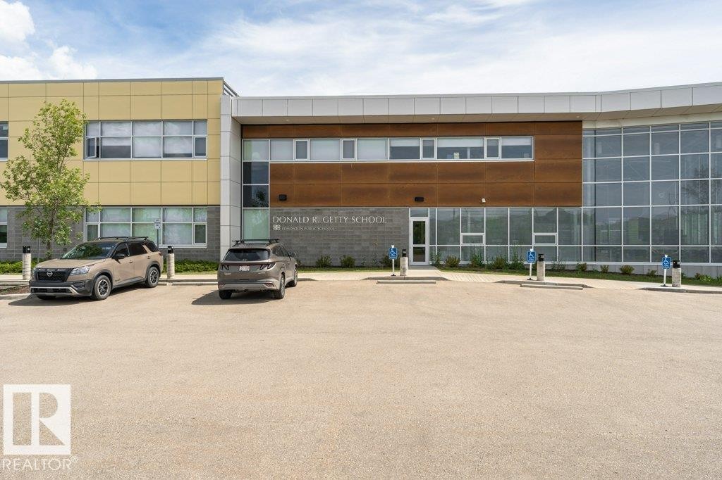 8727 Carson Way, Edmonton, AB - Outdoor