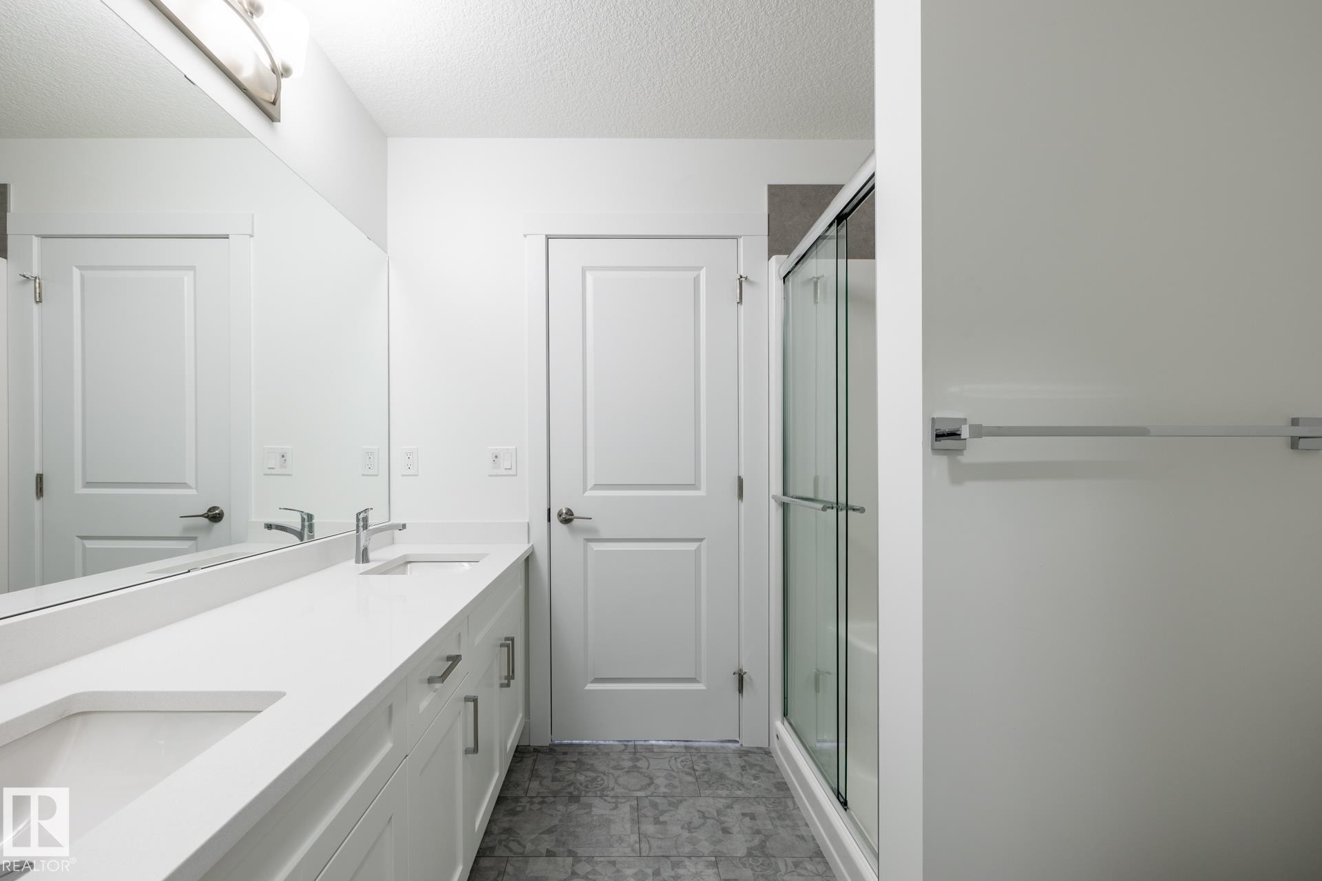 602 Ashgrove Circle, Leduc, AB - Indoor Photo Showing Bathroom