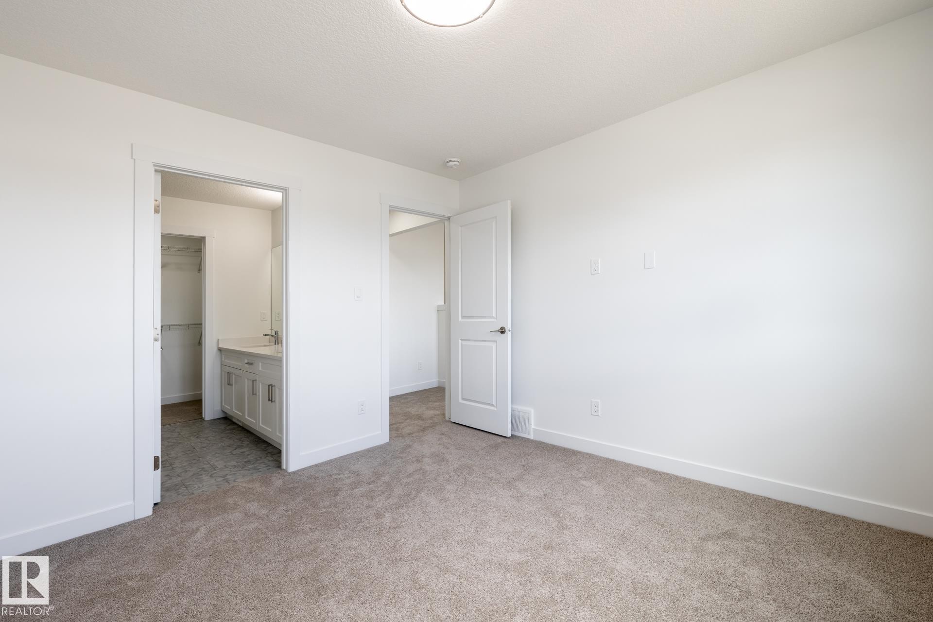 600 Ashgrove Circle, Leduc, AB - Indoor Photo Showing Other Room