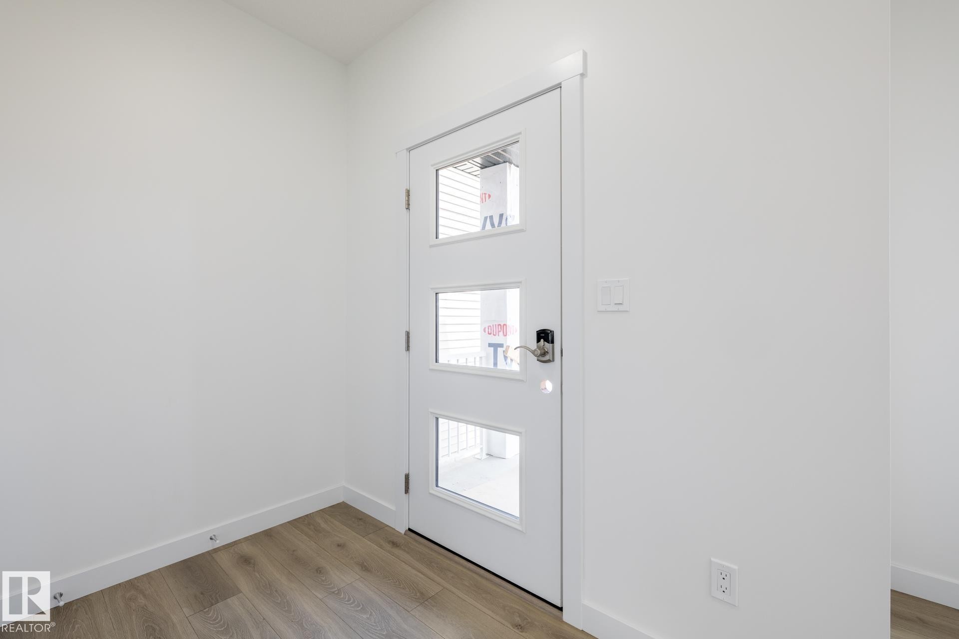 600 Ashgrove Circle, Leduc, AB - Indoor Photo Showing Other Room