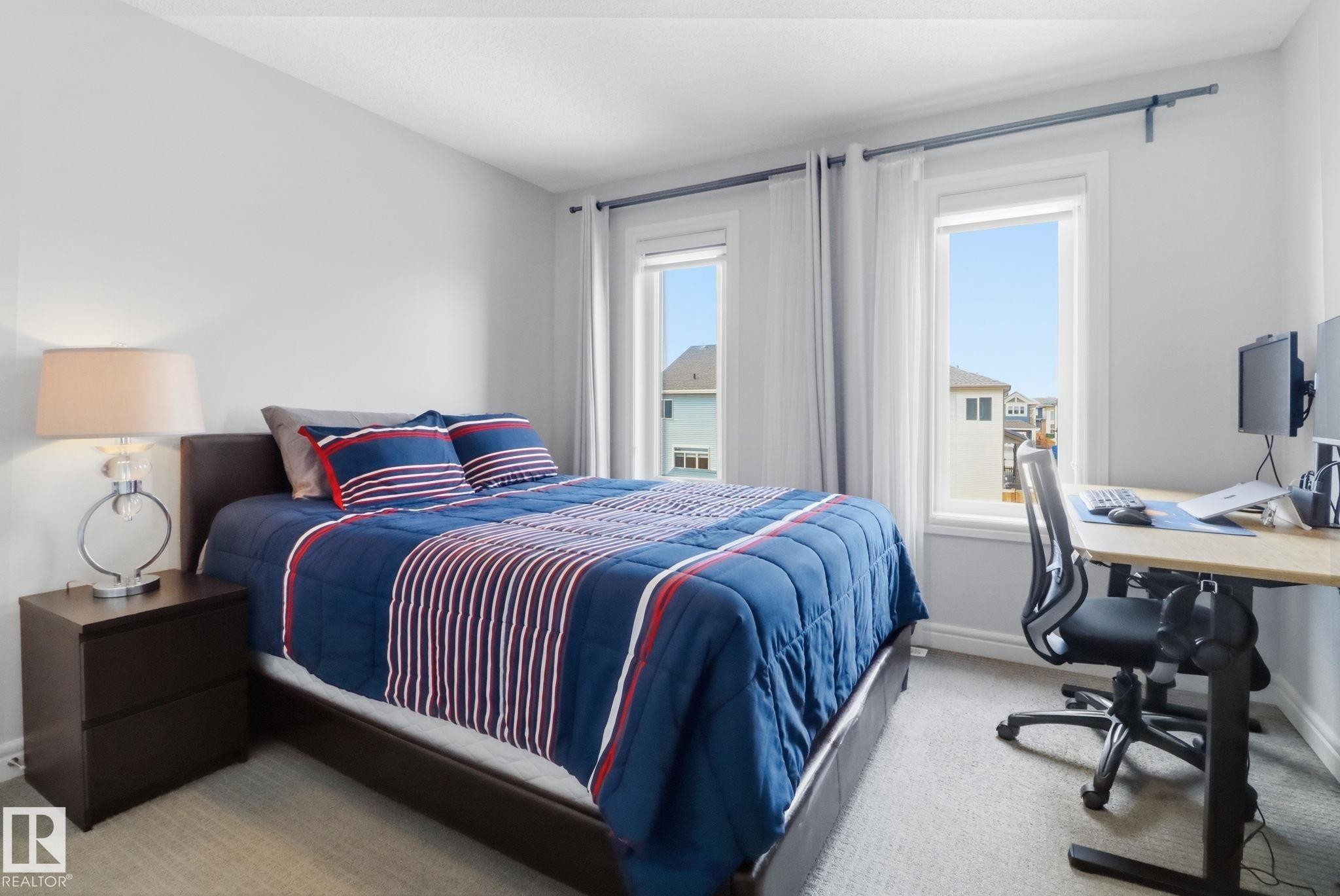 812 176 Street Sw, Edmonton, AB - Indoor Photo Showing Bedroom