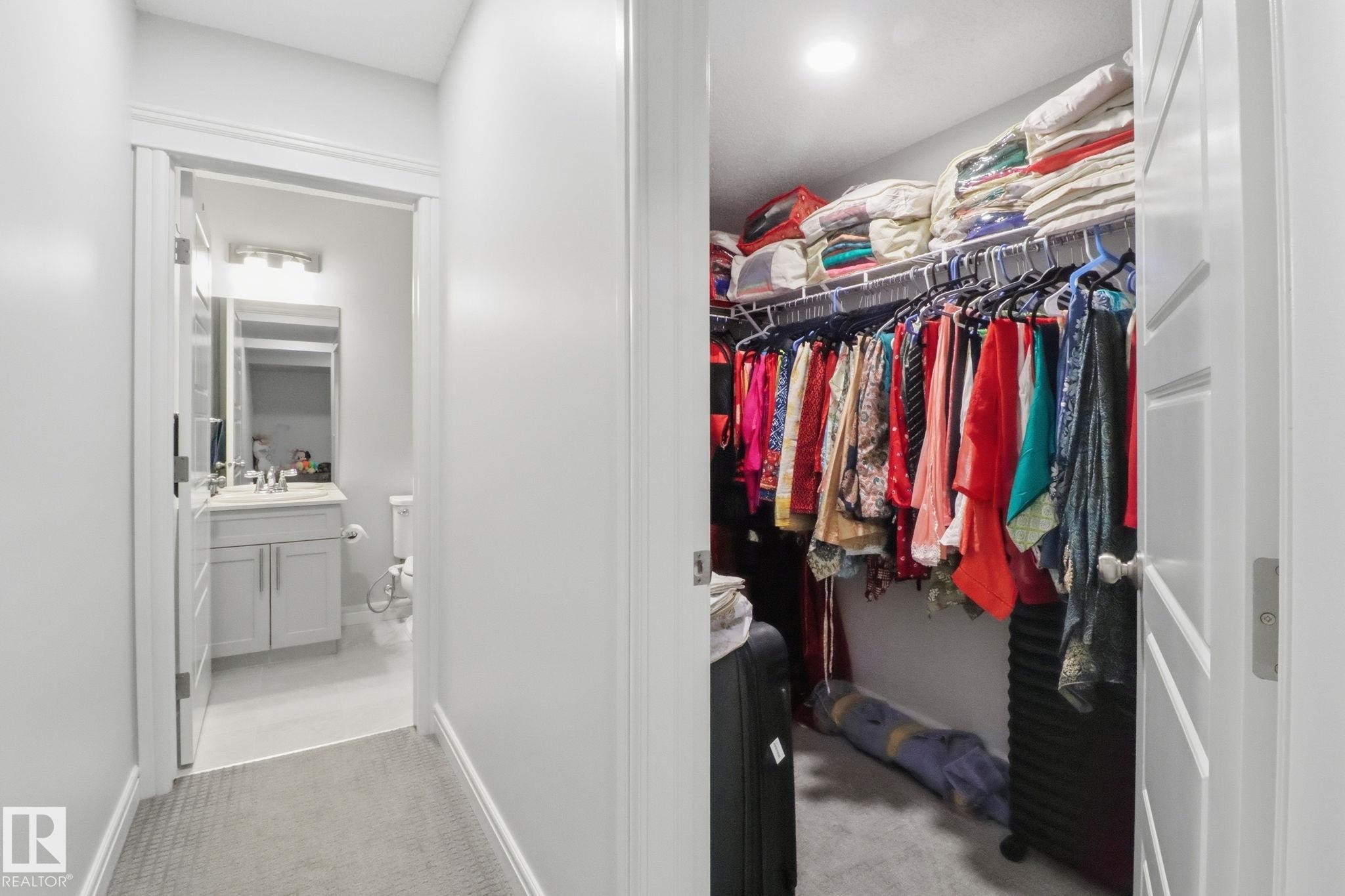 812 176 Street Sw, Edmonton, AB - Indoor With Storage
