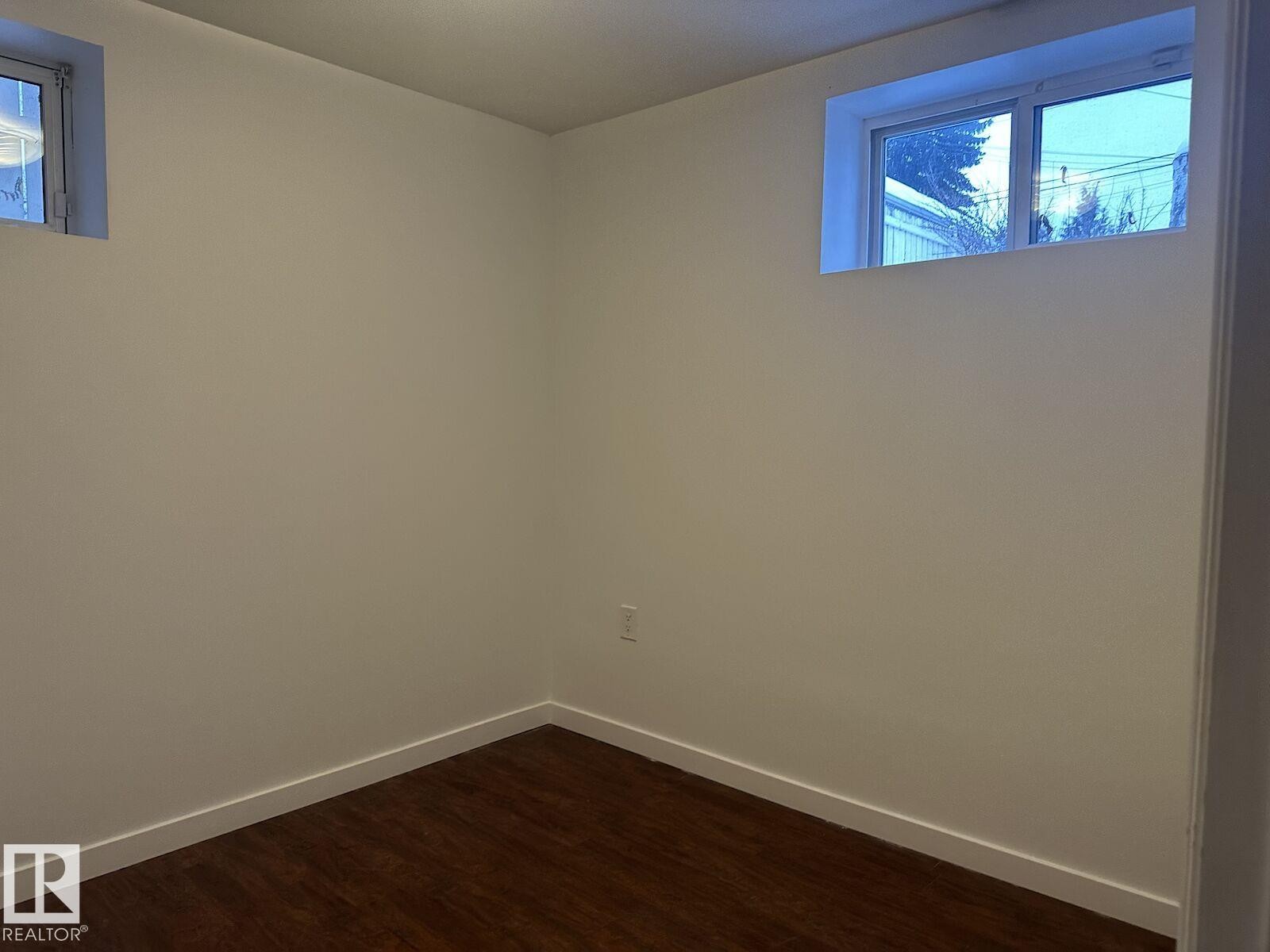 7921 97 Avenue, Edmonton, AB - Indoor Photo Showing Other Room