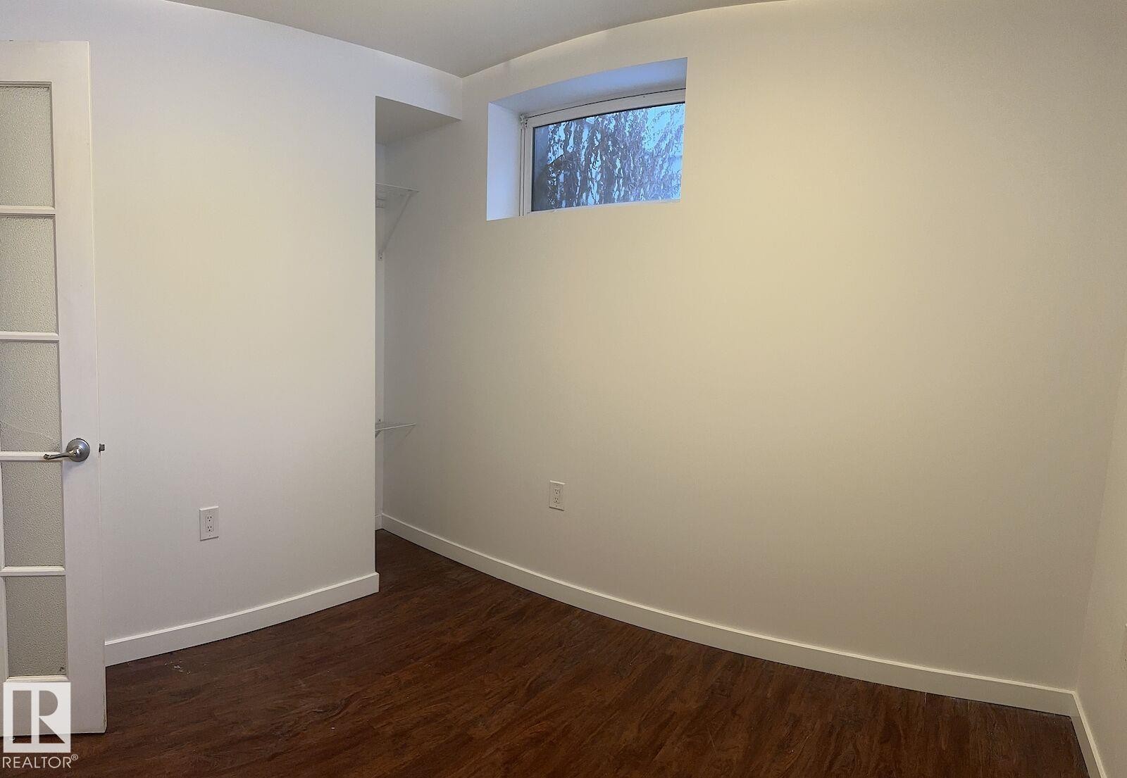 7921 97 Avenue, Edmonton, AB - Indoor Photo Showing Other Room