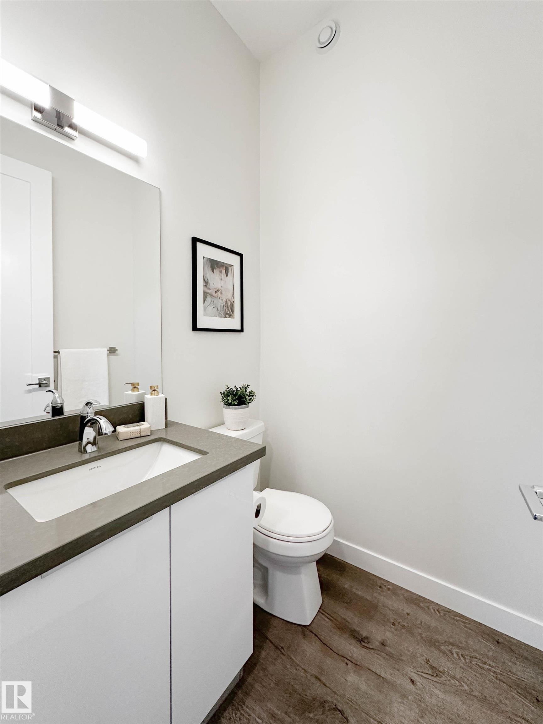 5 130 Element Dr, St. Albert, AB - Indoor Photo Showing Bathroom