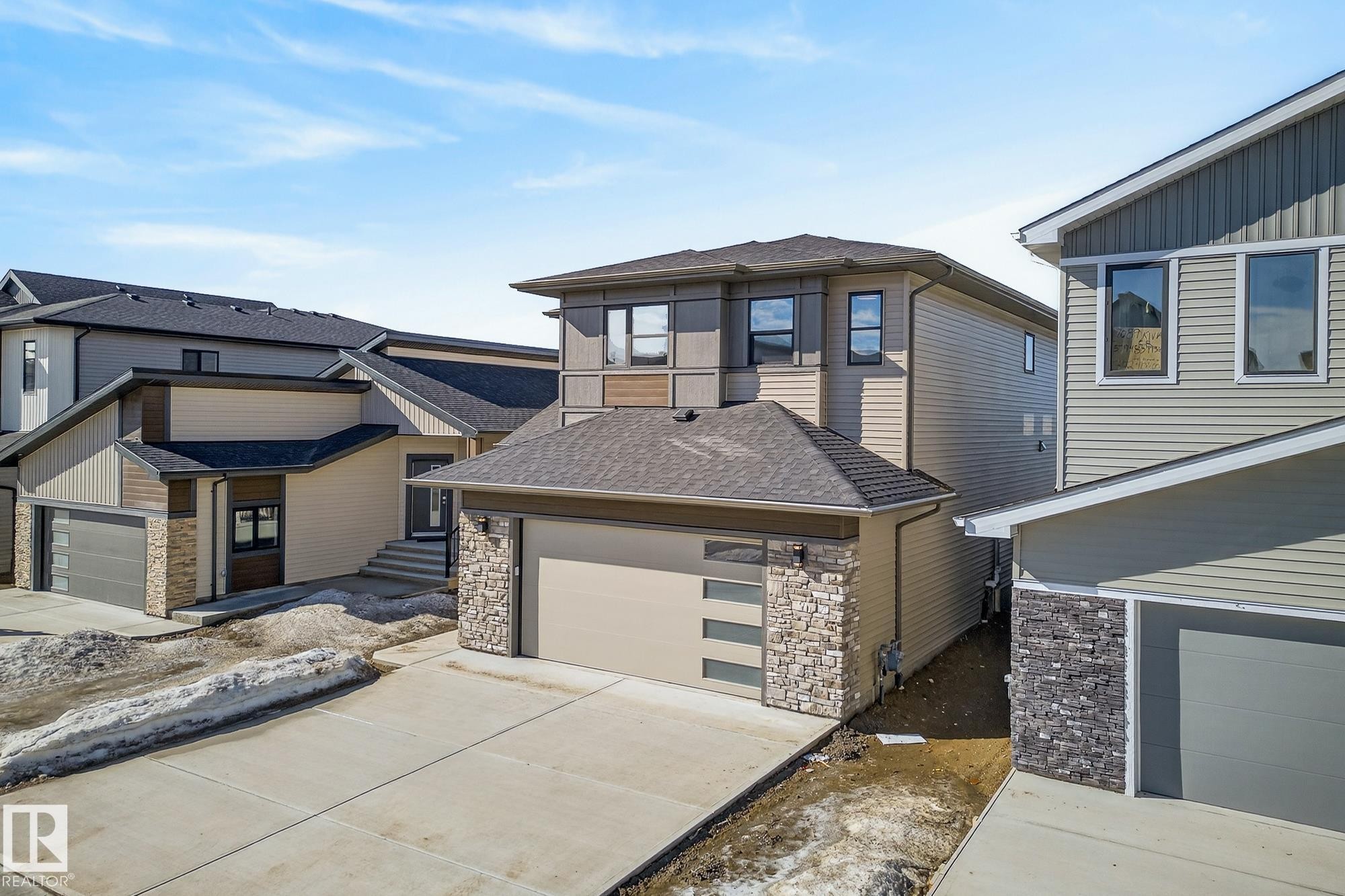 7091 Kiviaq Crescent, Edmonton, AB - Outdoor