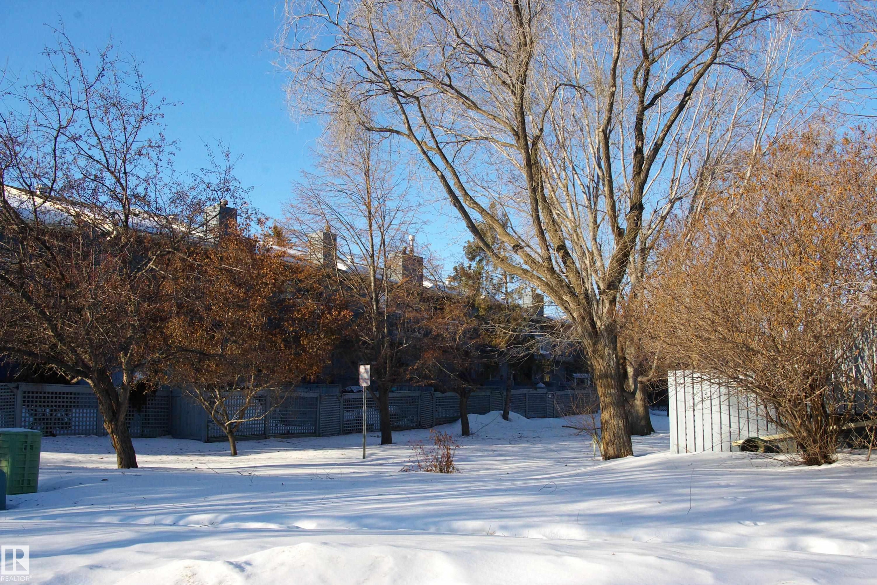 208 Lakeside Green, St. Albert, AB - Outdoor