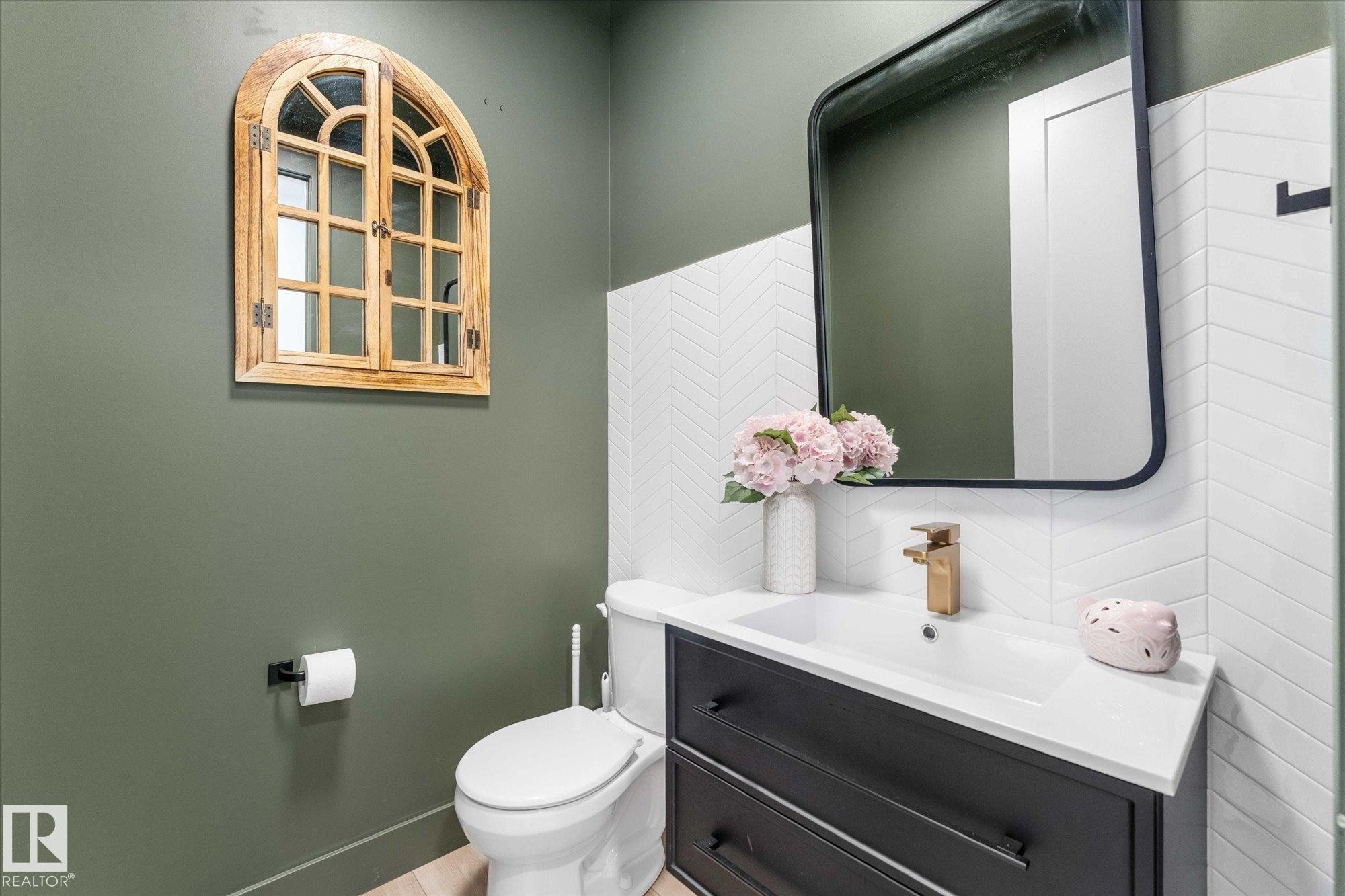 25 Jacobs Close, St. Albert, AB - Indoor Photo Showing Bathroom