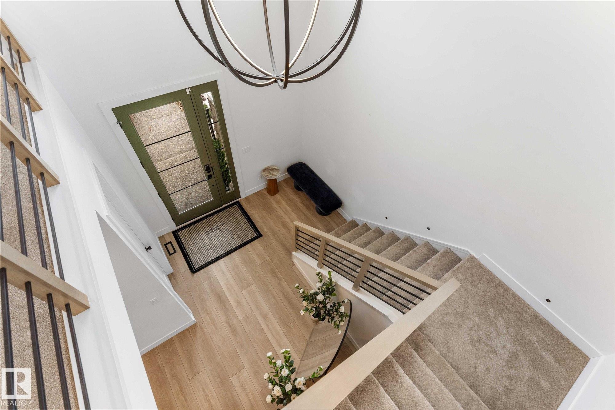 25 Jacobs Close, St. Albert, AB - Indoor Photo Showing Other Room