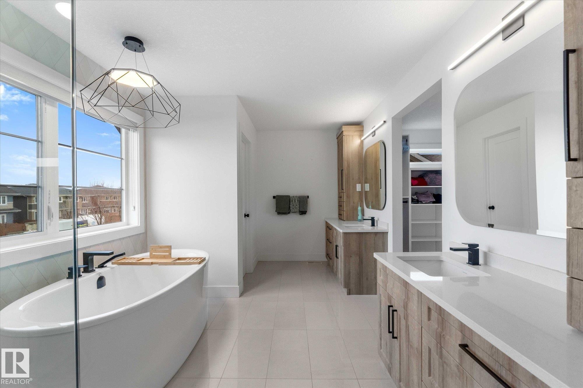 25 Jacobs Close, St. Albert, AB - Indoor Photo Showing Other Room