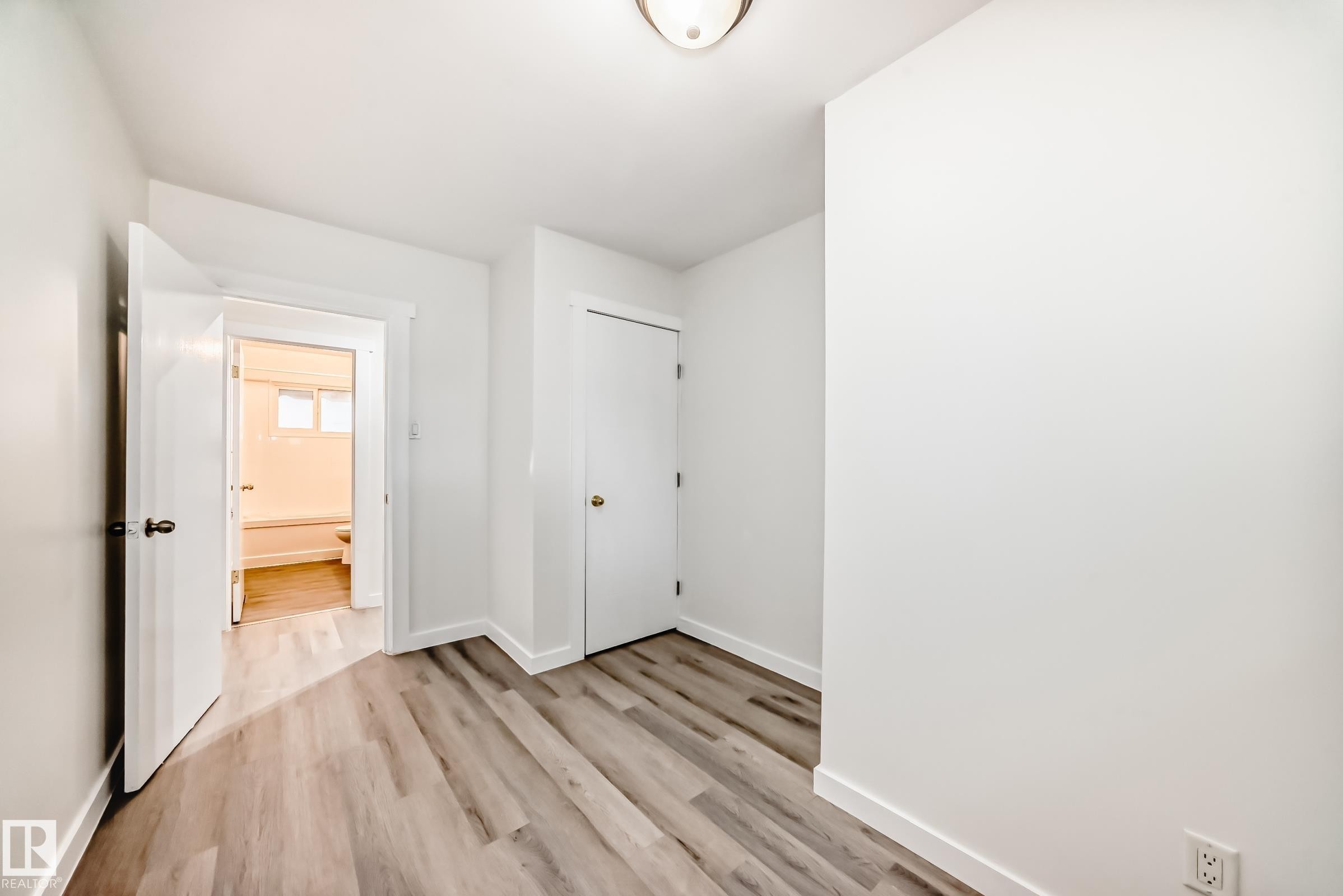 12837 90 Street, Edmonton, AB - Indoor Photo Showing Other Room
