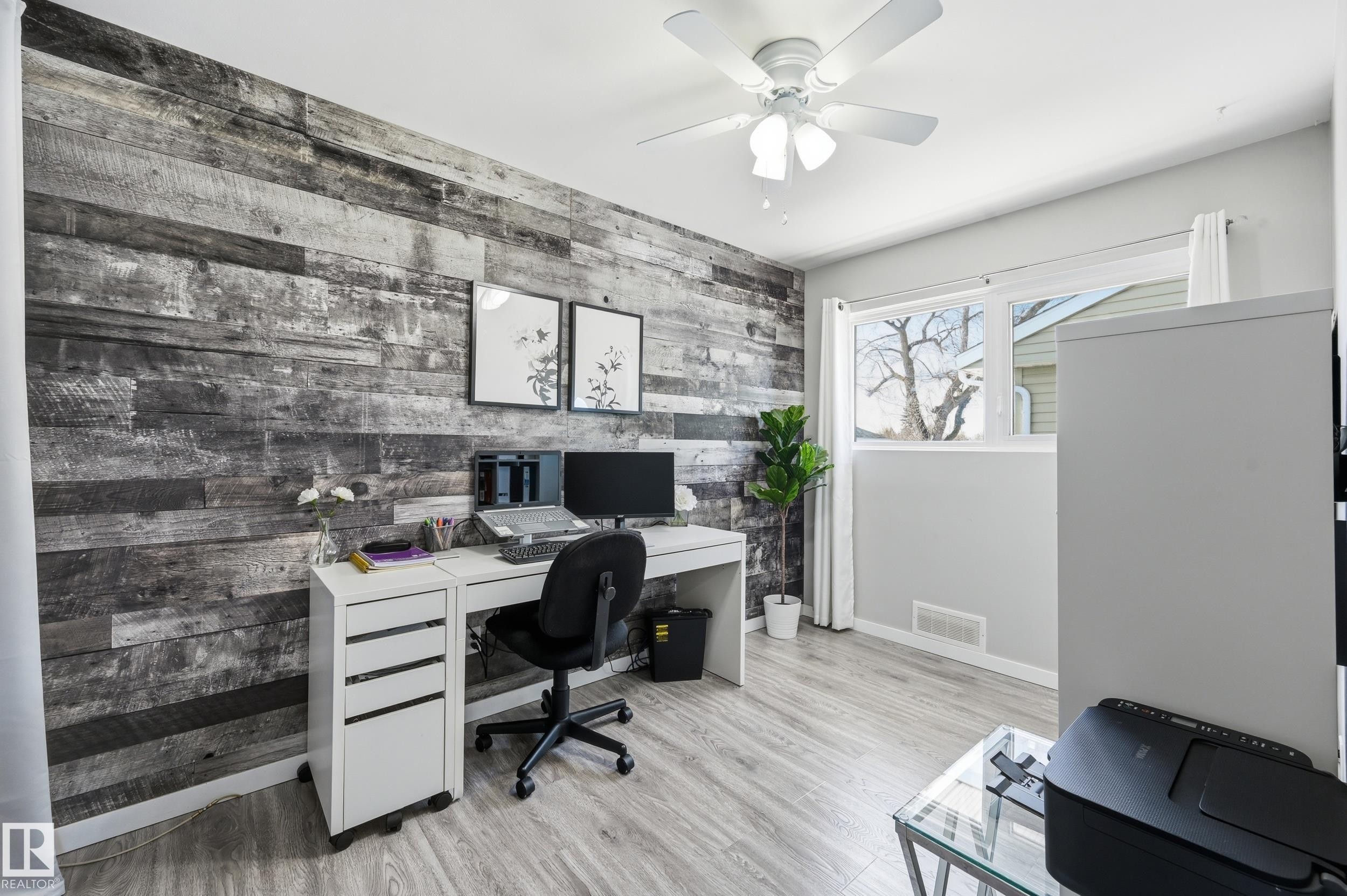 7719 71 Avenue, Edmonton, AB - Indoor Photo Showing Other Room