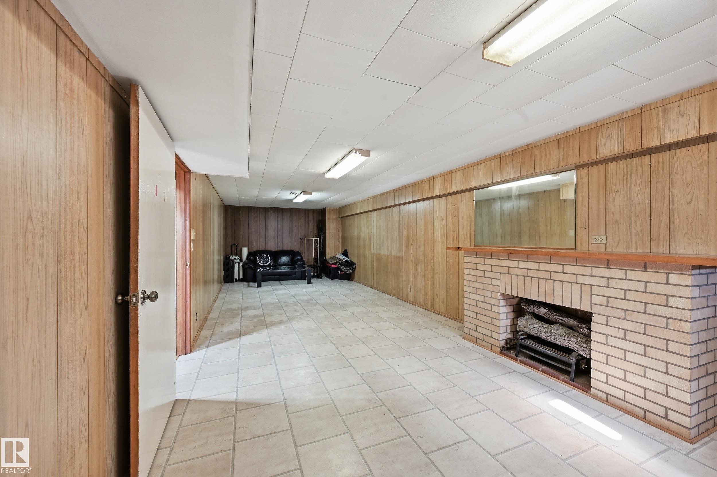 7719 71 Avenue, Edmonton, AB - Indoor Photo Showing Other Room