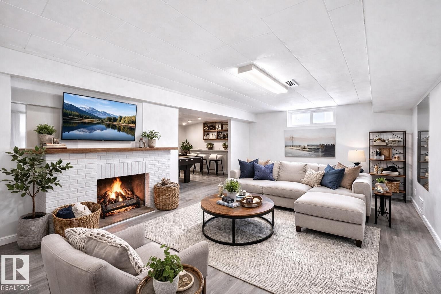 7719 71 Avenue, Edmonton, AB - Indoor Photo Showing Living Room With Fireplace