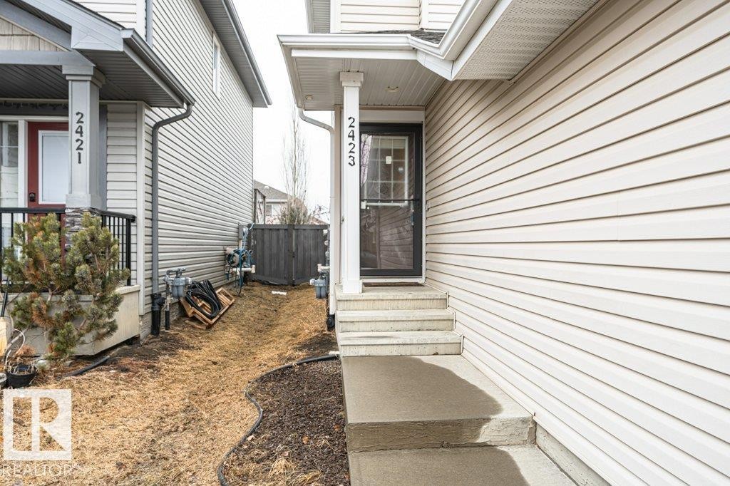 2423 Casselman Crescent, Edmonton, AB - Outdoor