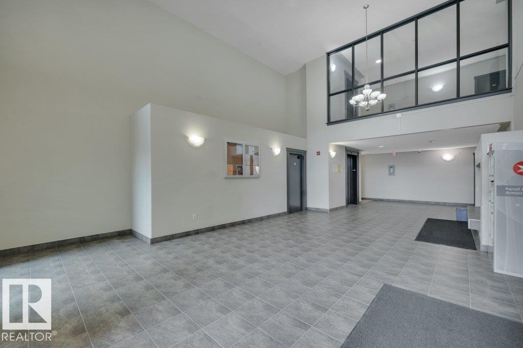 5103 7335 South Terwillegar Drive Nw, Edmonton, AB - Indoor Photo Showing Other Room