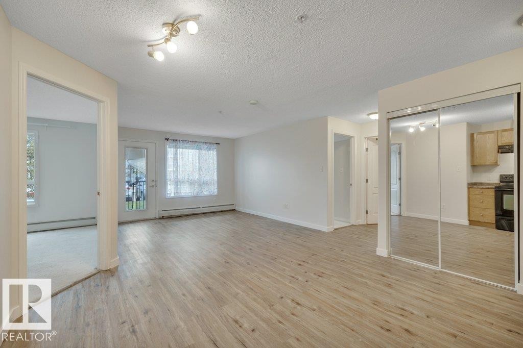 5103 7335 South Terwillegar Drive Nw, Edmonton, AB - Indoor Photo Showing Other Room