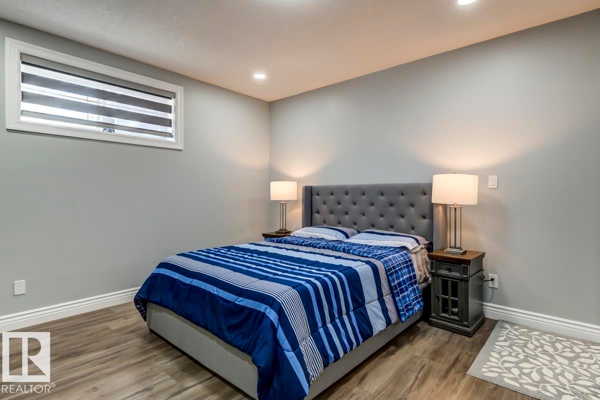1005 Downey Way, Edmonton, AB - Indoor Photo Showing Bedroom