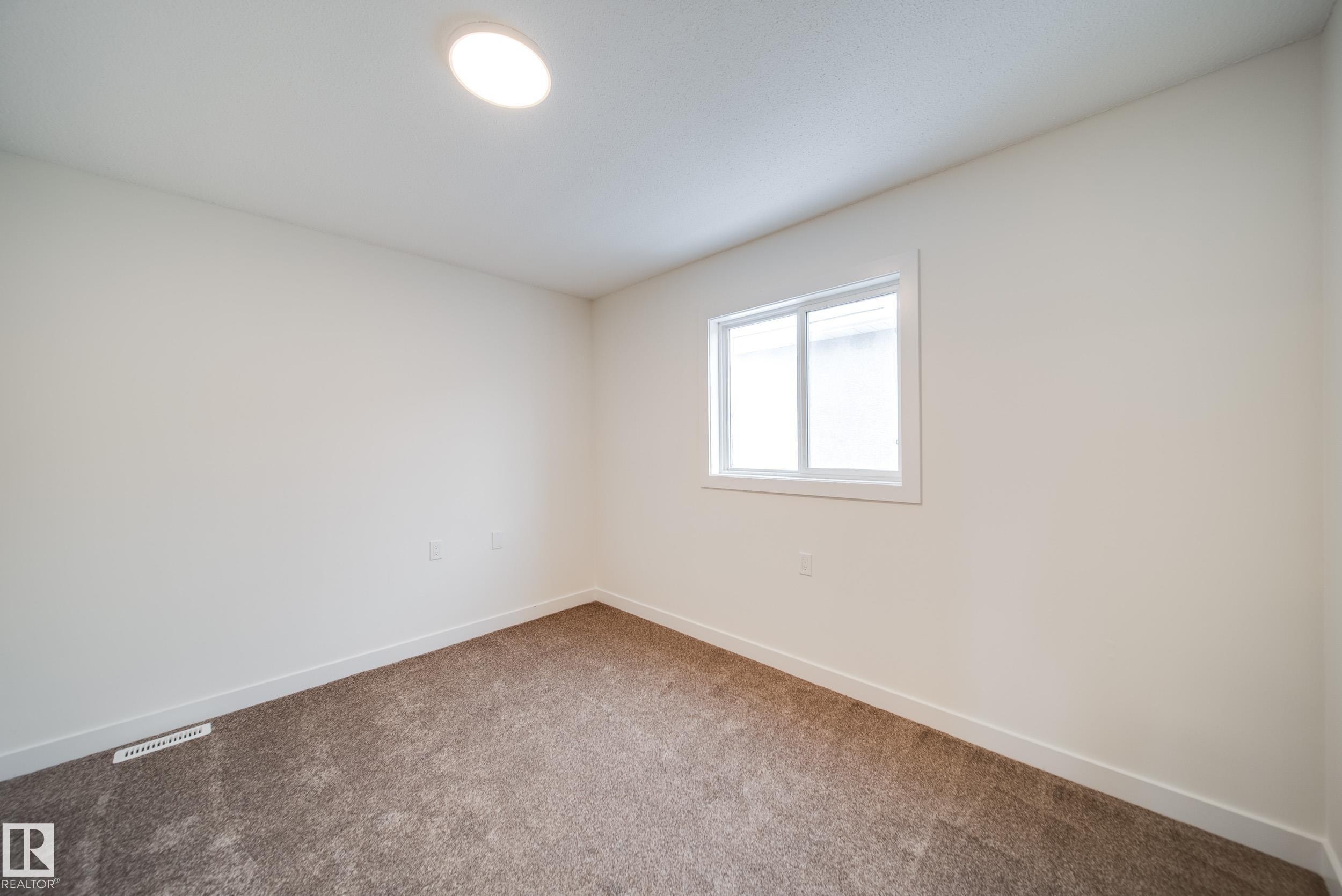 17751 95 Street, Edmonton, AB - Indoor Photo Showing Other Room