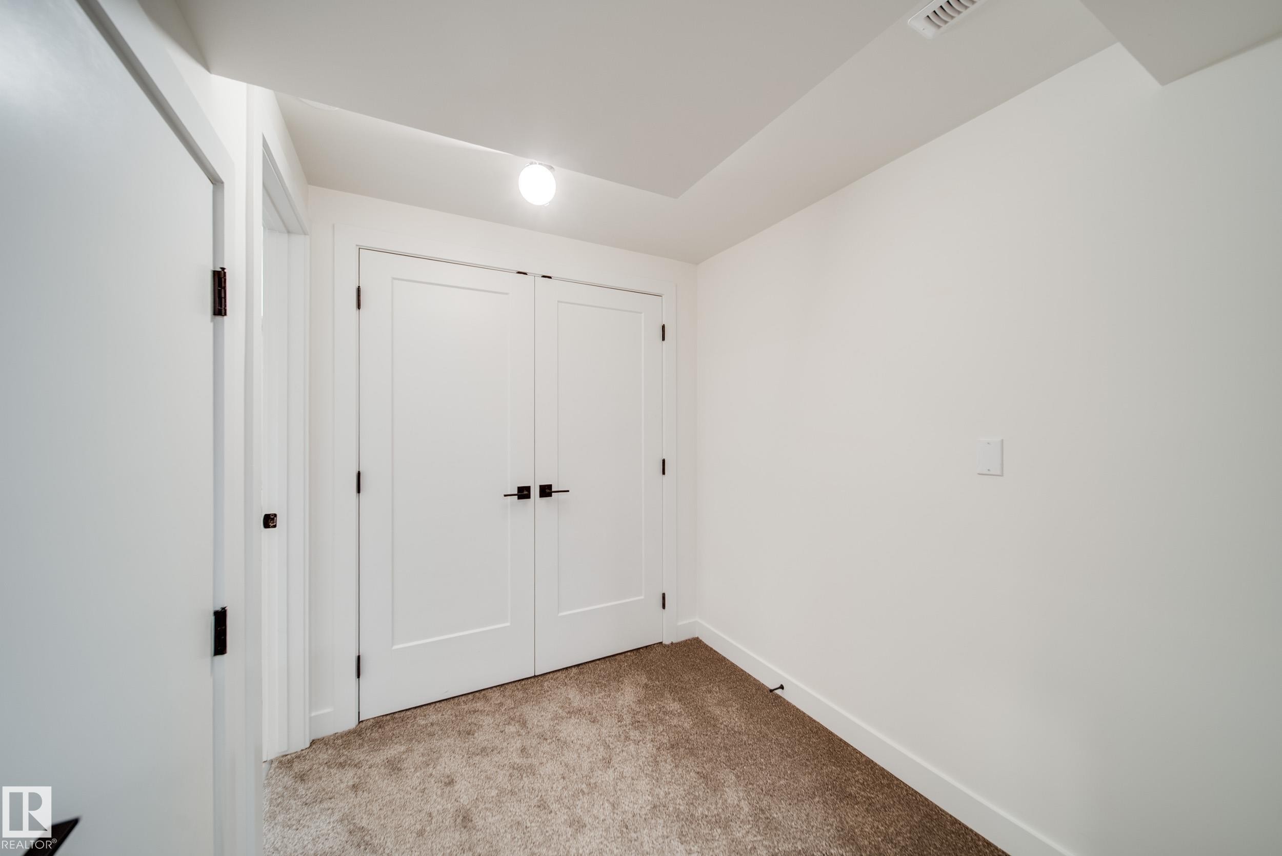 17751 95 Street, Edmonton, AB - Indoor Photo Showing Other Room