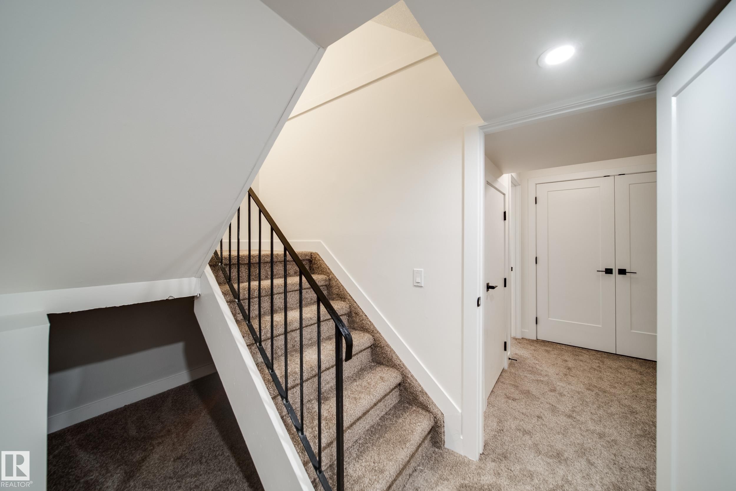 17751 95 Street, Edmonton, AB - Indoor Photo Showing Other Room