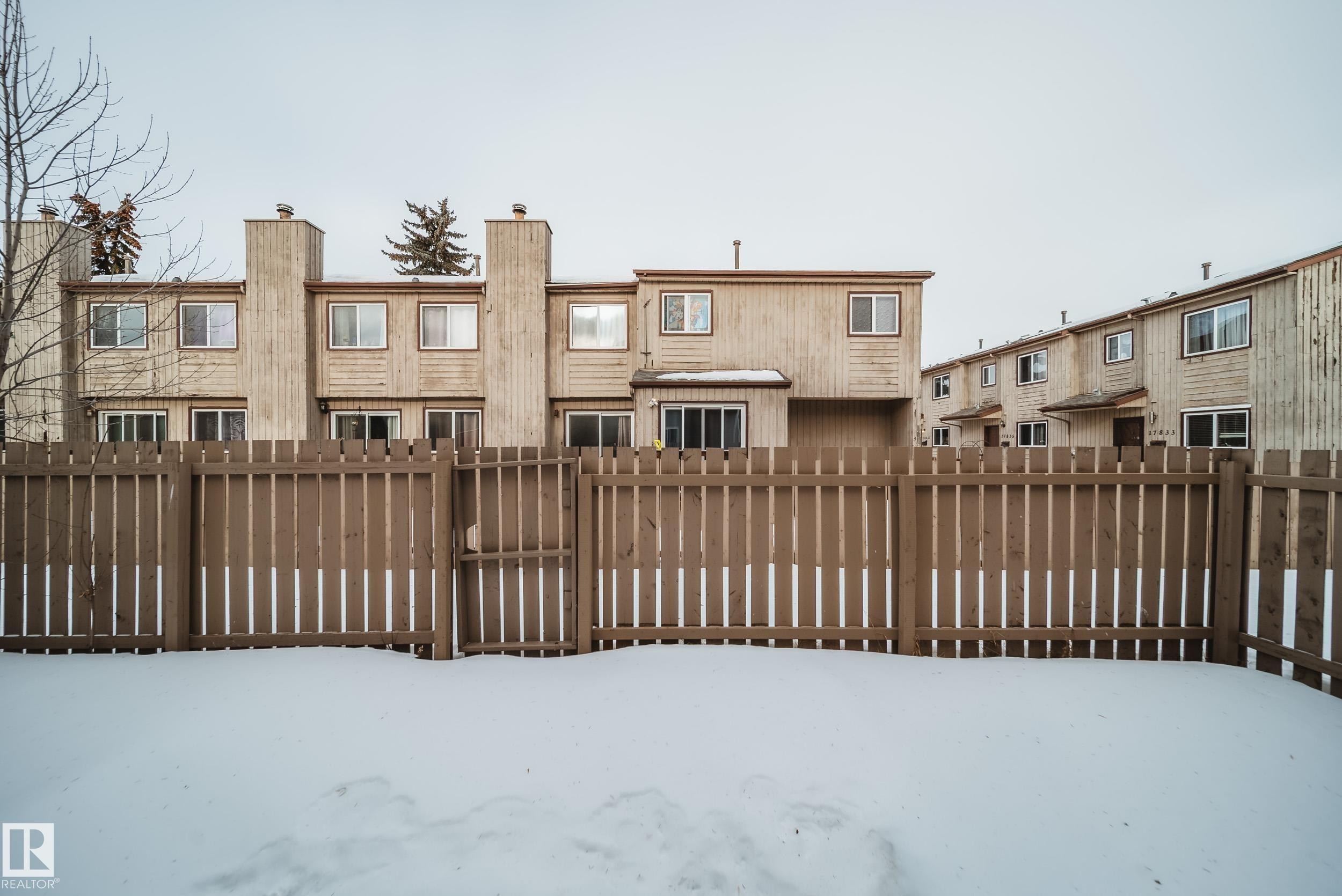 17751 95 Street, Edmonton, AB - Outdoor