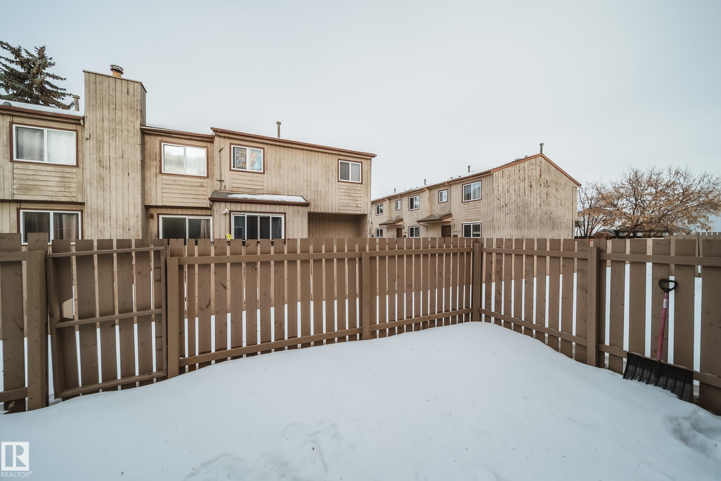 17751 95 Street, Edmonton, AB - Outdoor With Exterior