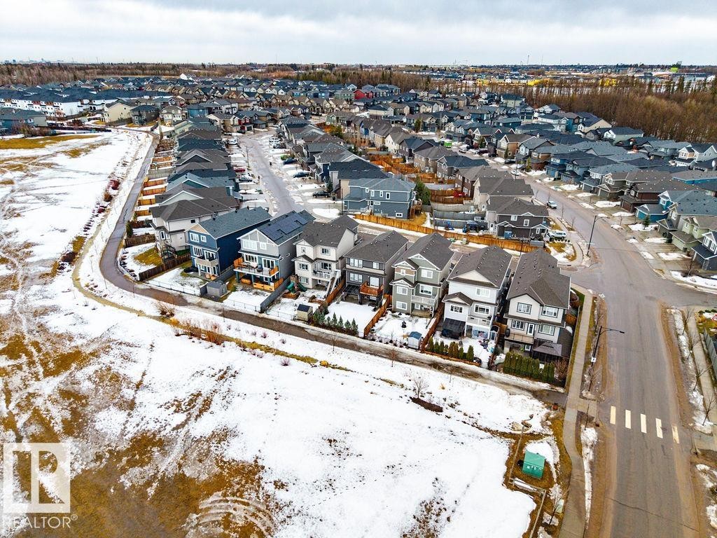 1057 Coopers Hawk Link, Edmonton, AB - Outdoor With View