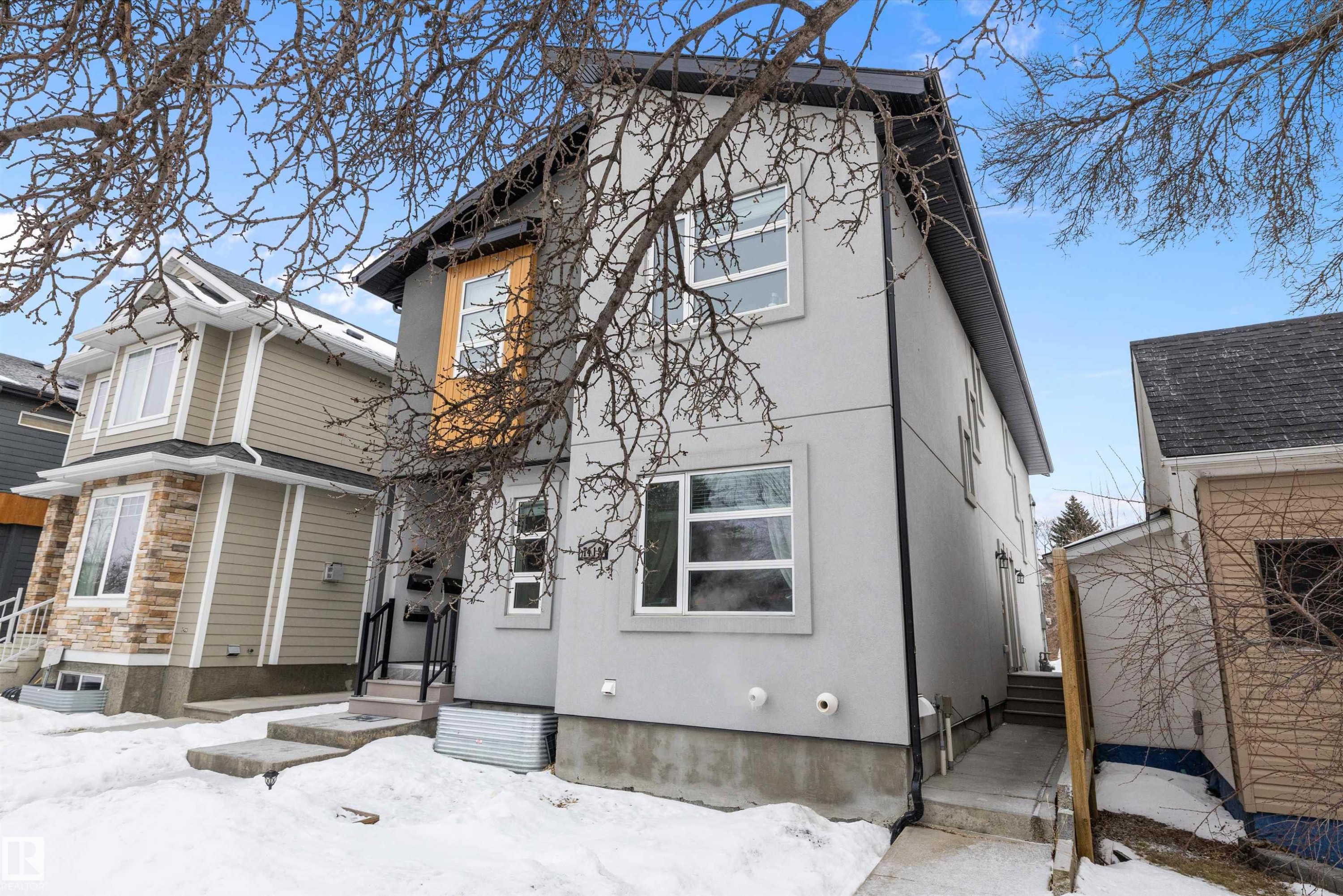 1 & 2 7419 106 Street, Edmonton, AB - Outdoor