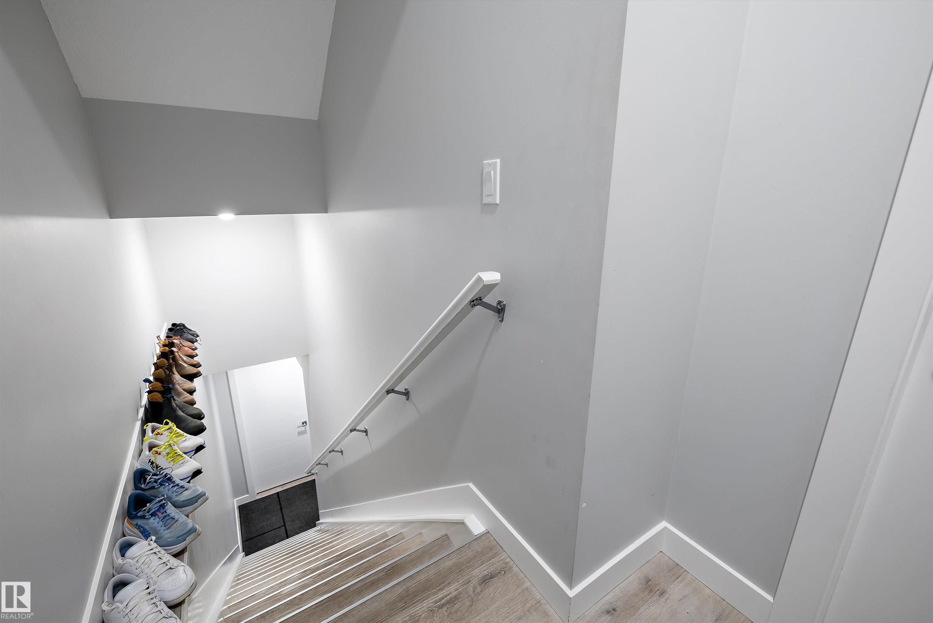 1 & 2 7419 106 Street, Edmonton, AB - Indoor Photo Showing Other Room