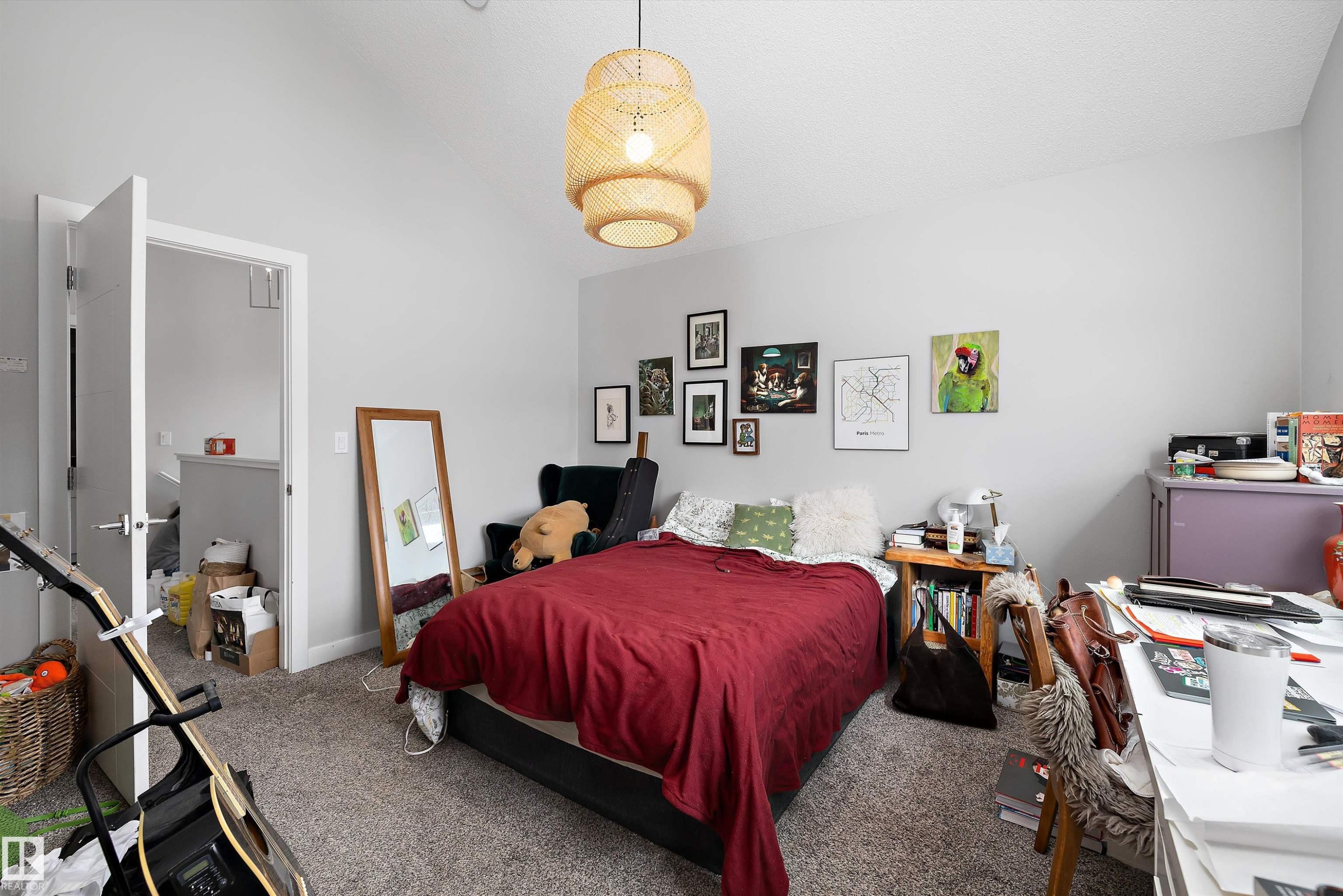 1 & 2 7419 106 Street, Edmonton, AB - Indoor Photo Showing Bedroom